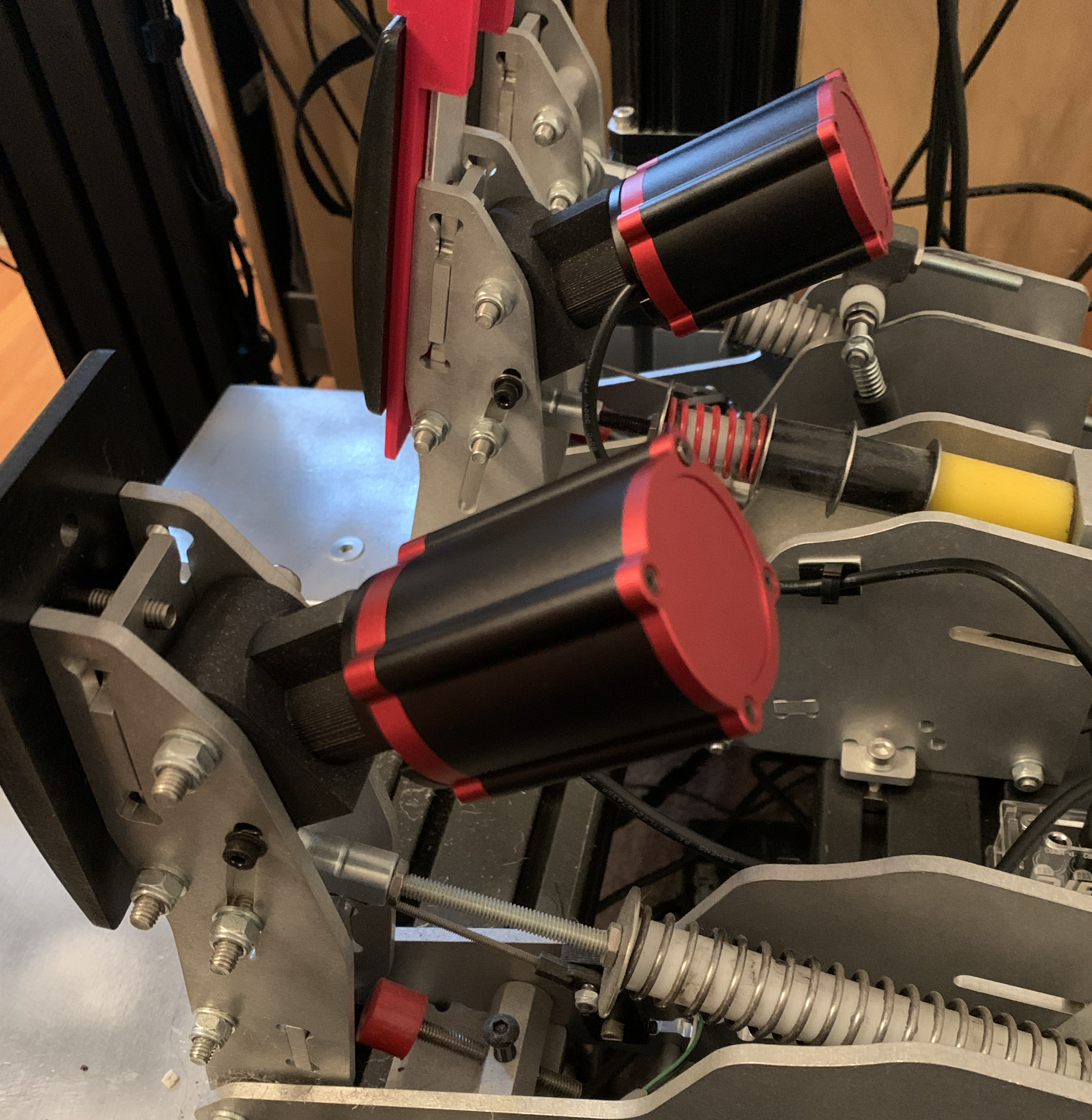 Mounting bracket for the Simmagic P-HPR on PT-2 Pedals