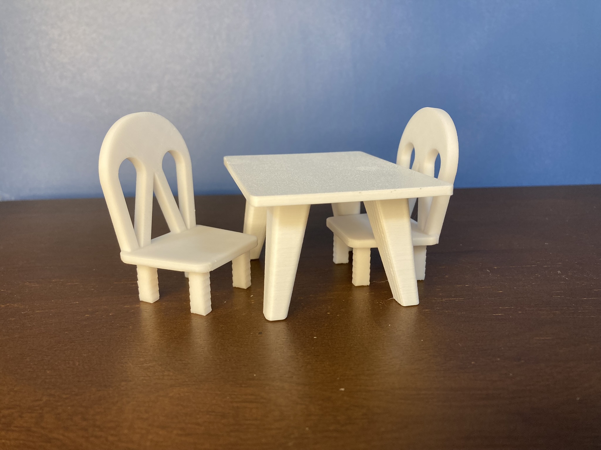 Table and Chairs for Sylvania Family Critters by FloatingCam | Download ...