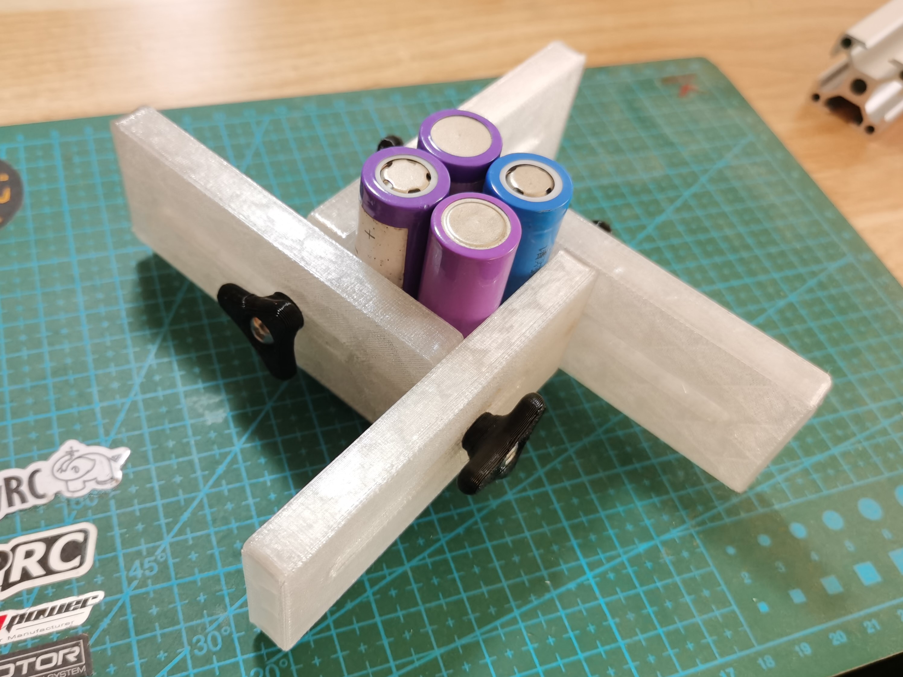 Miniatura 2 do modelo 3D fixture for battery pack