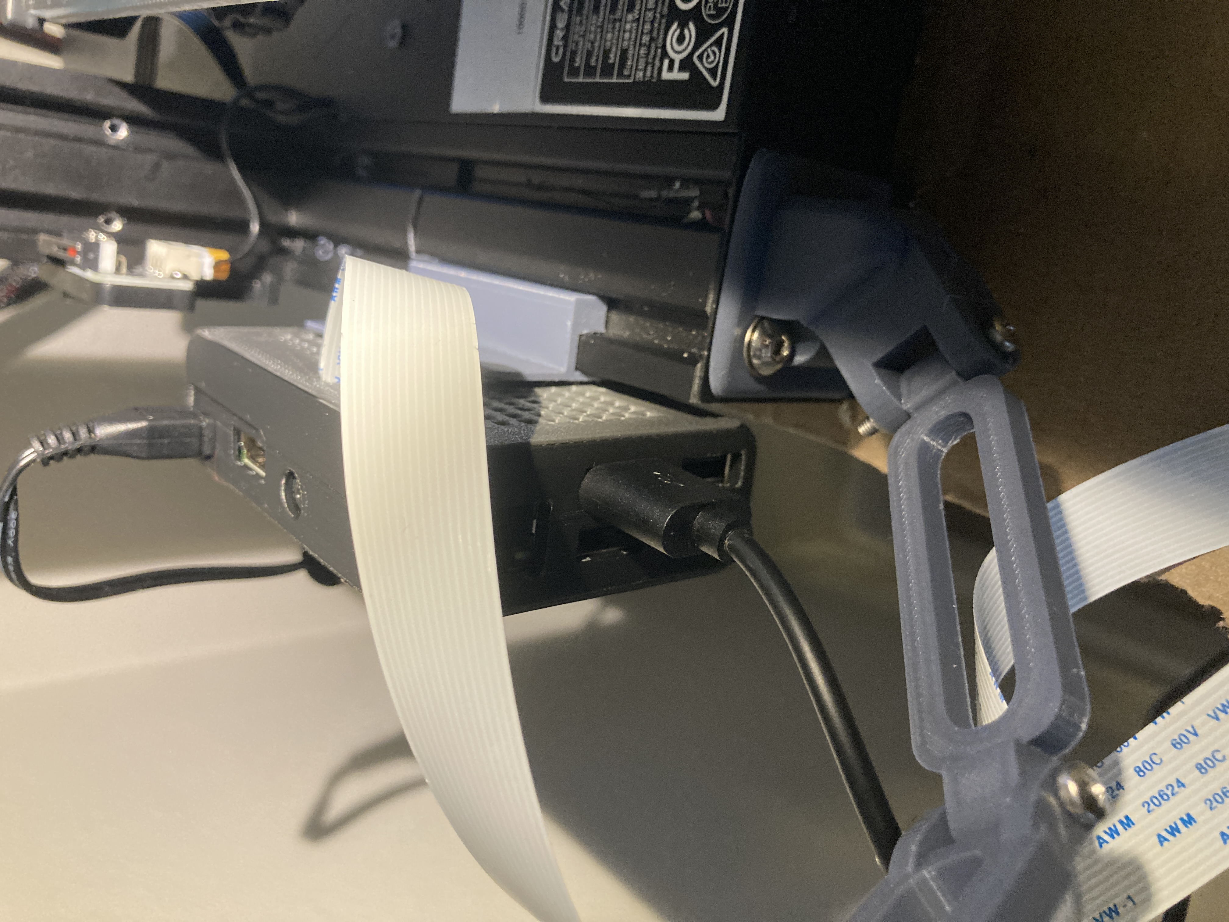Raspberry π case holder for the SnapTop on the Creality Ender 3 v2