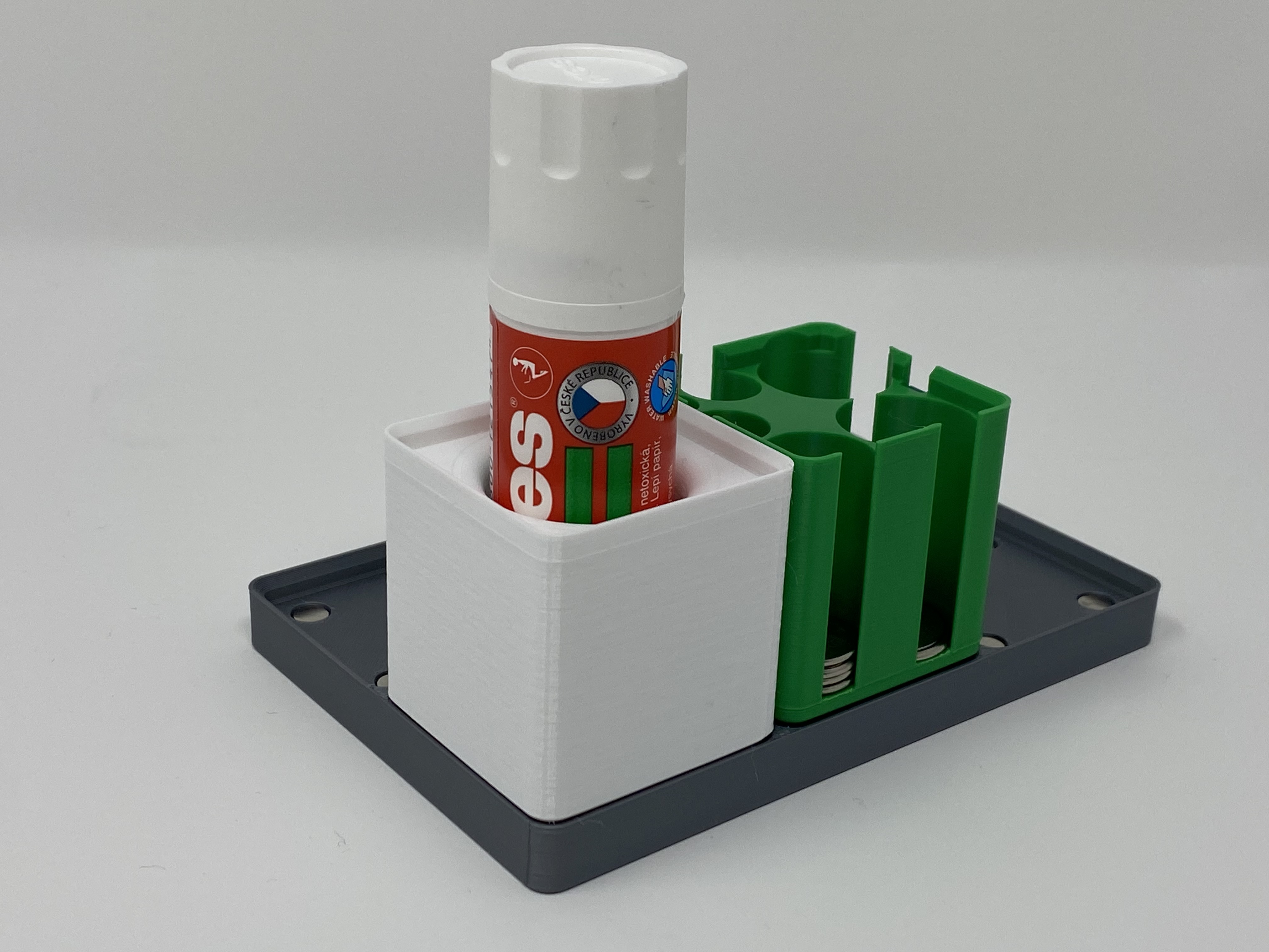 Gridfinity ergonomic gluestick holder