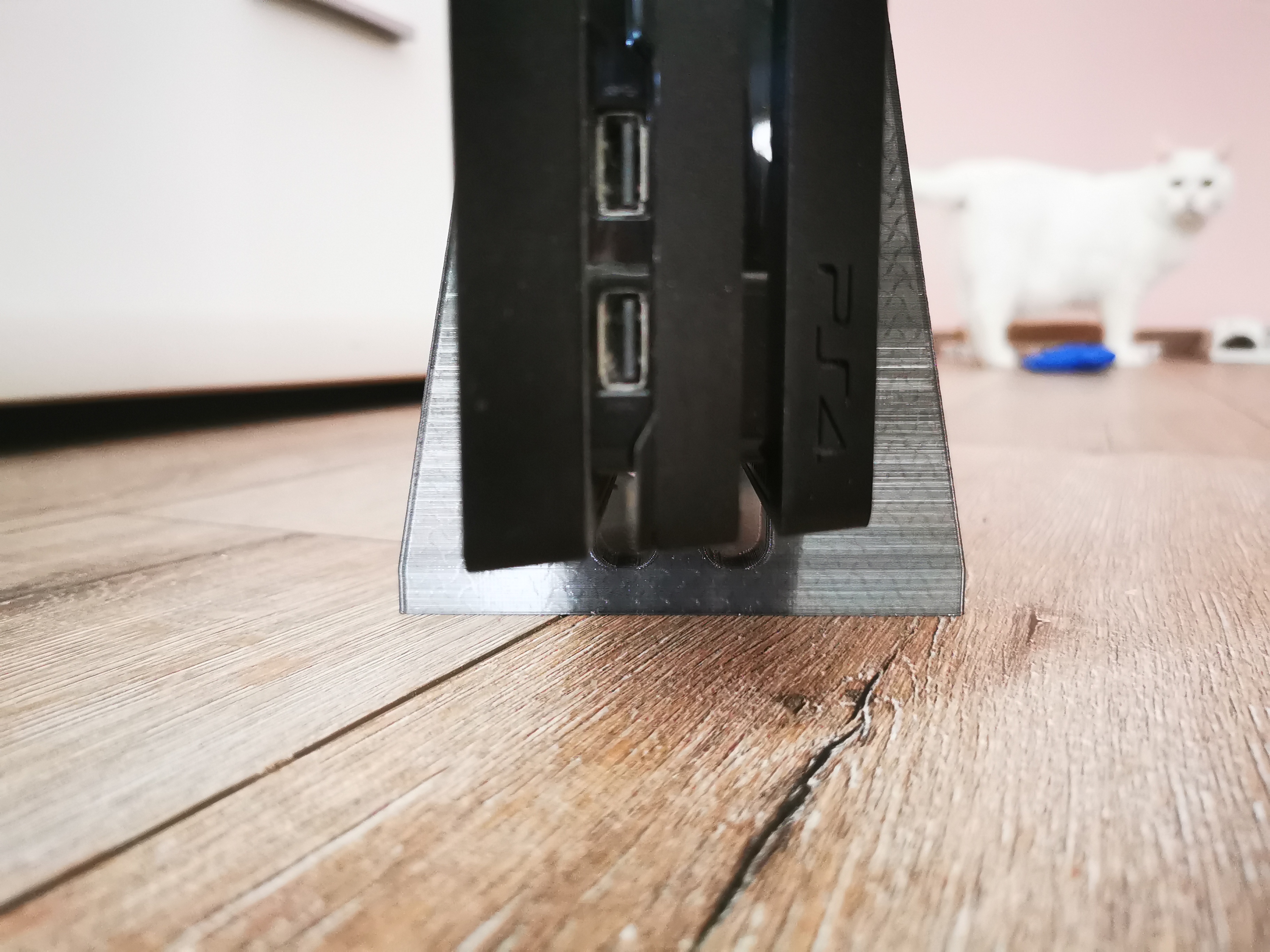 PS4 Pro Stand — thumbnail 3