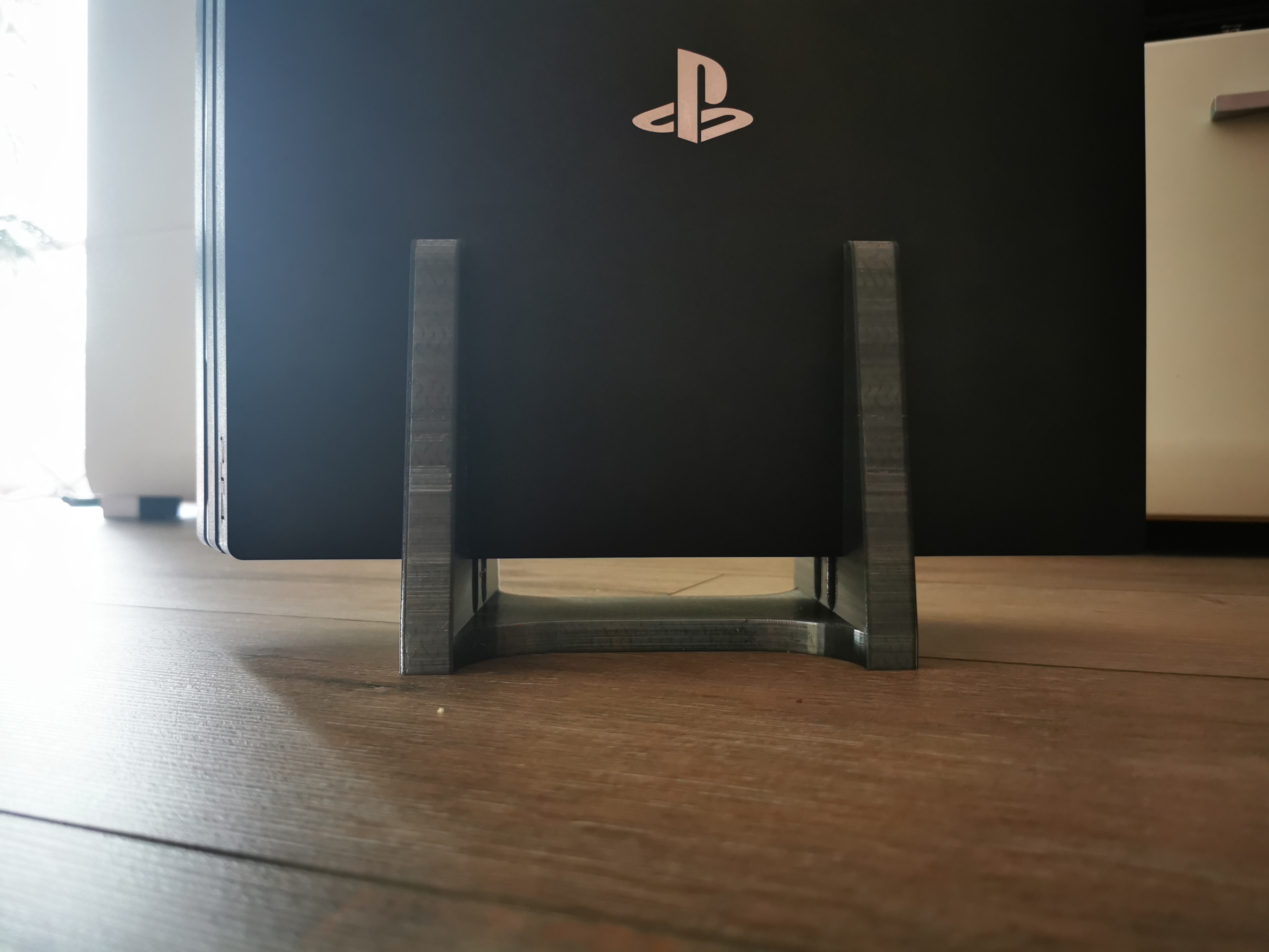 Ps4 store stand diy