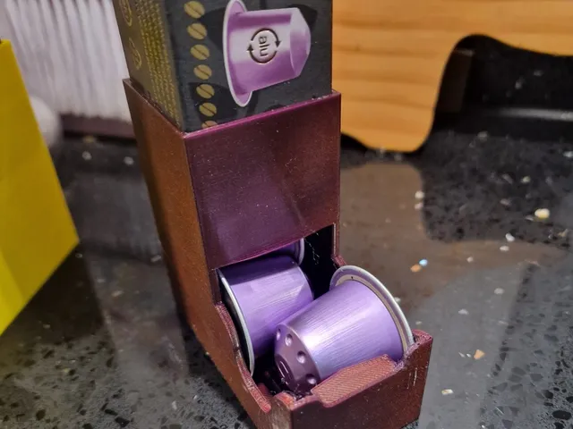 Coffee capsule dispenser / pod holder for Nespresso and compatibles