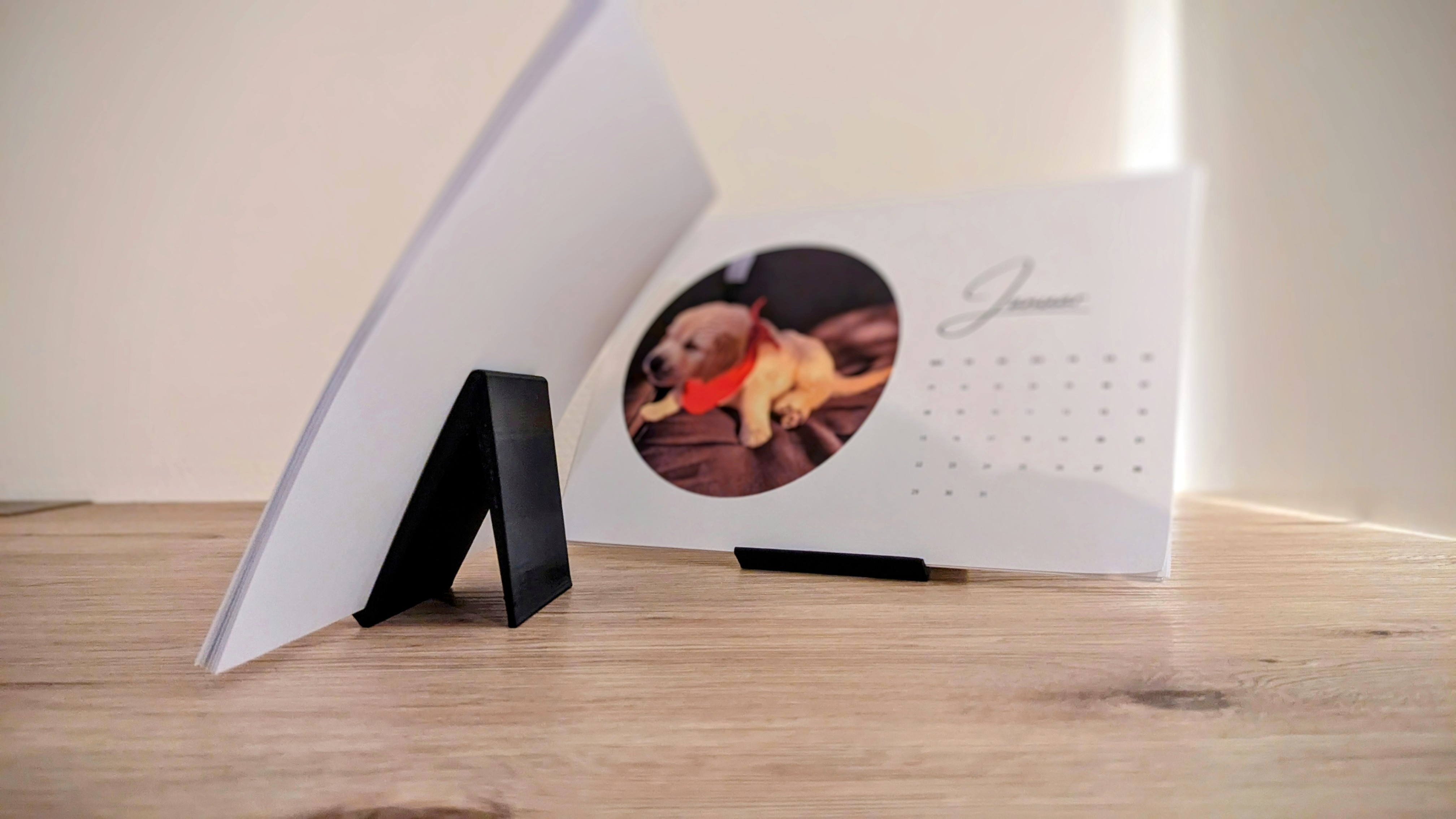 Picture Stand/ Calender Picture Stand