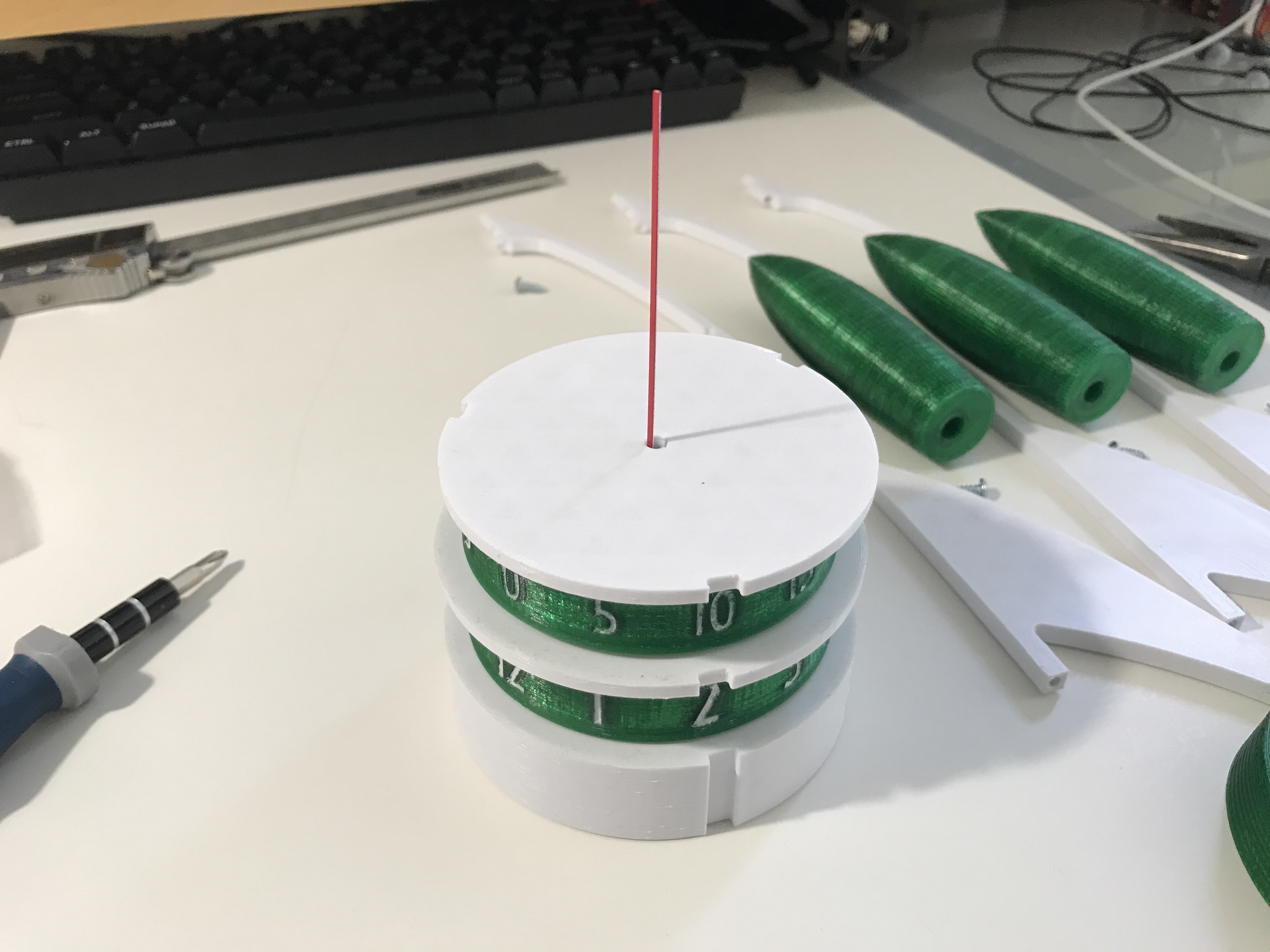 Miniatura 9 do modelo 3D Rocket Clock