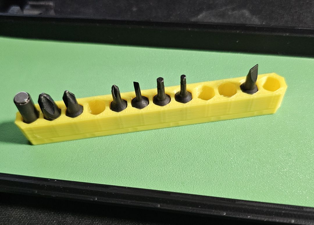 LTT Screwdriver Case bitholder remix by PhilDT Download free STL