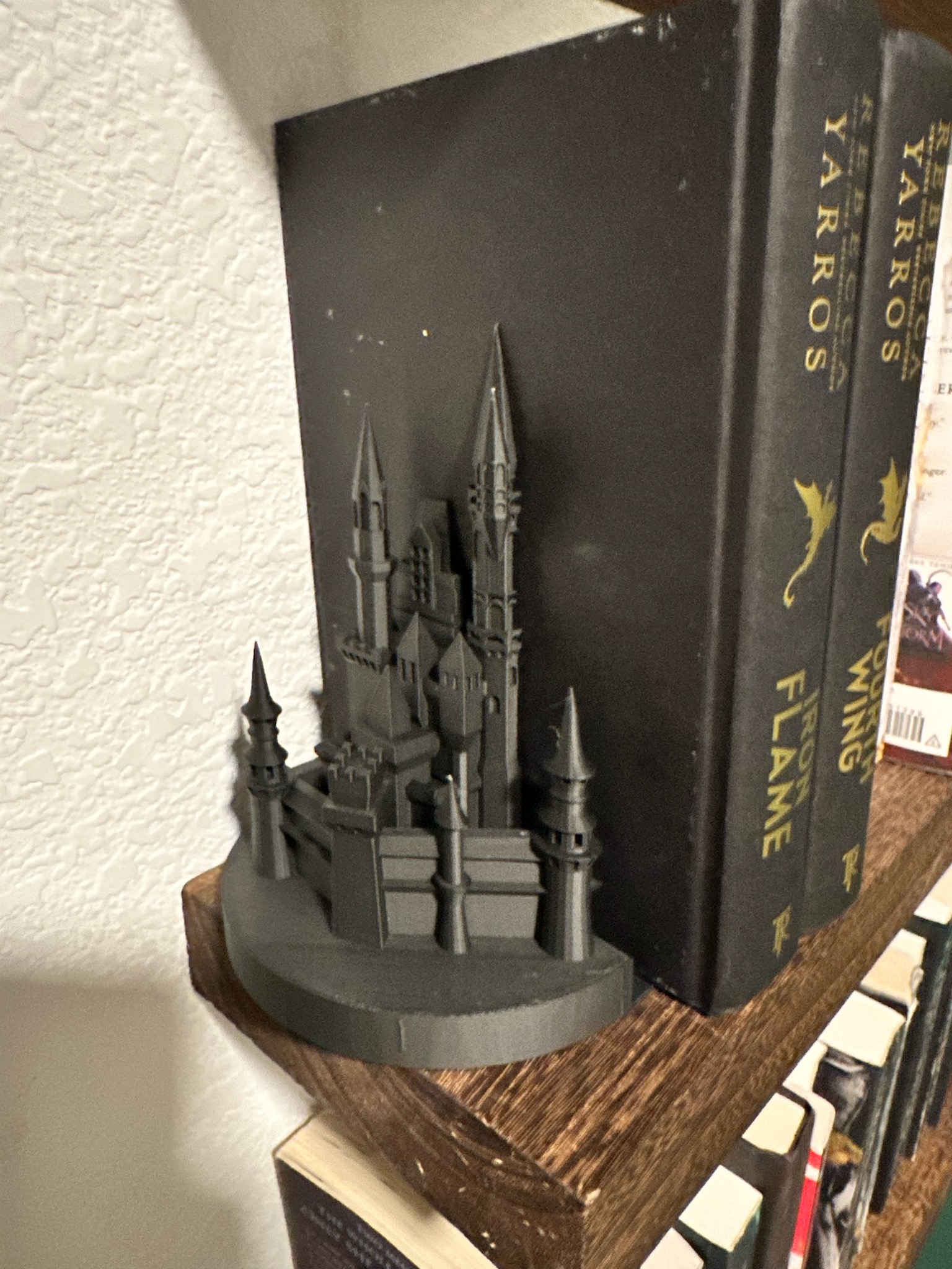 Castle Bookends by RomeEight1 Download free STL model