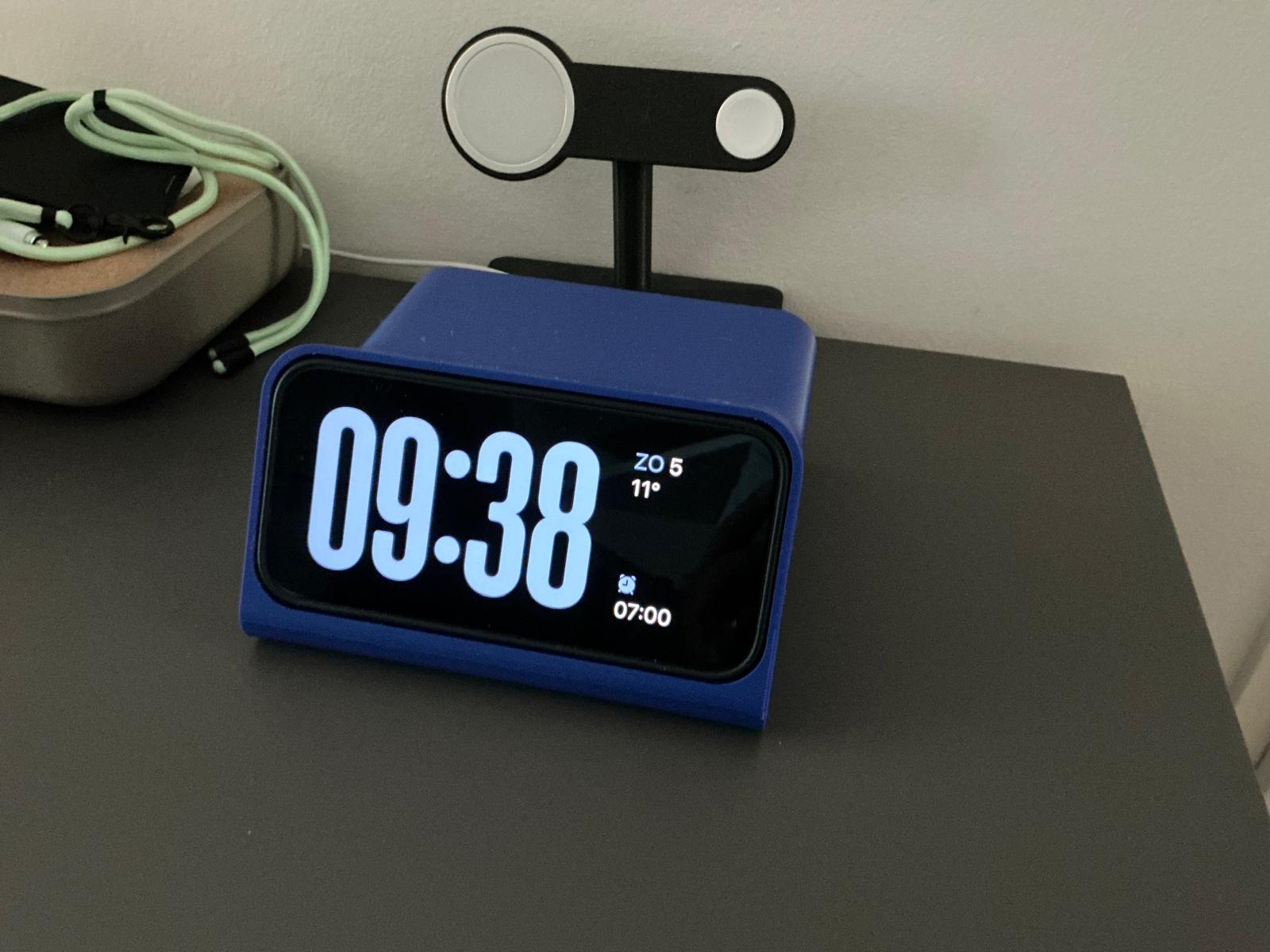 iPhone 17 DN40 Dock - Original Silicone Case- Made by: ScottYu-Jan and OVERWERK