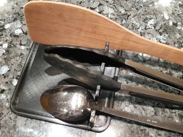 Spoon Holder