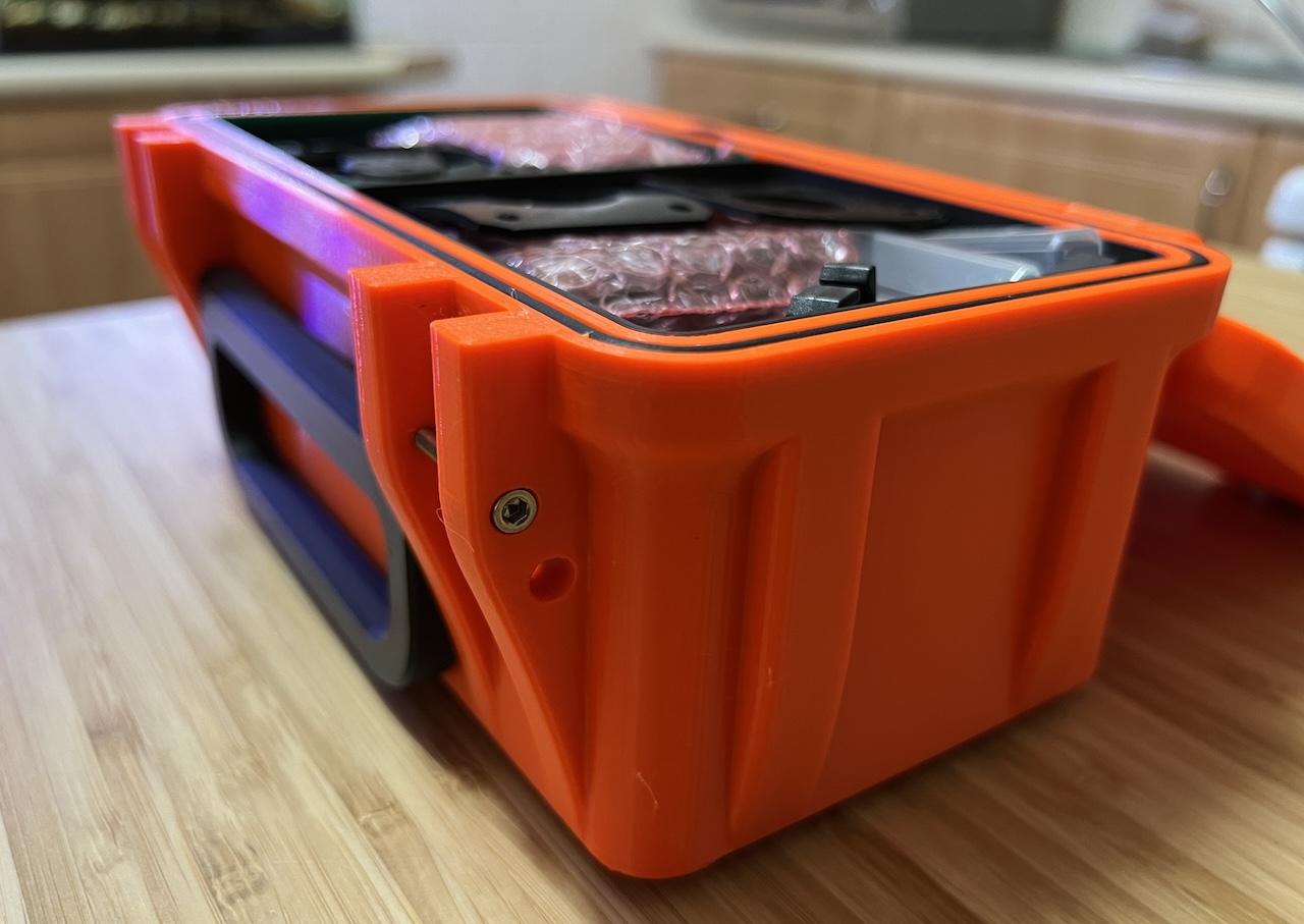 Miniatura 7 do modelo 3D Utility Case Double Decker