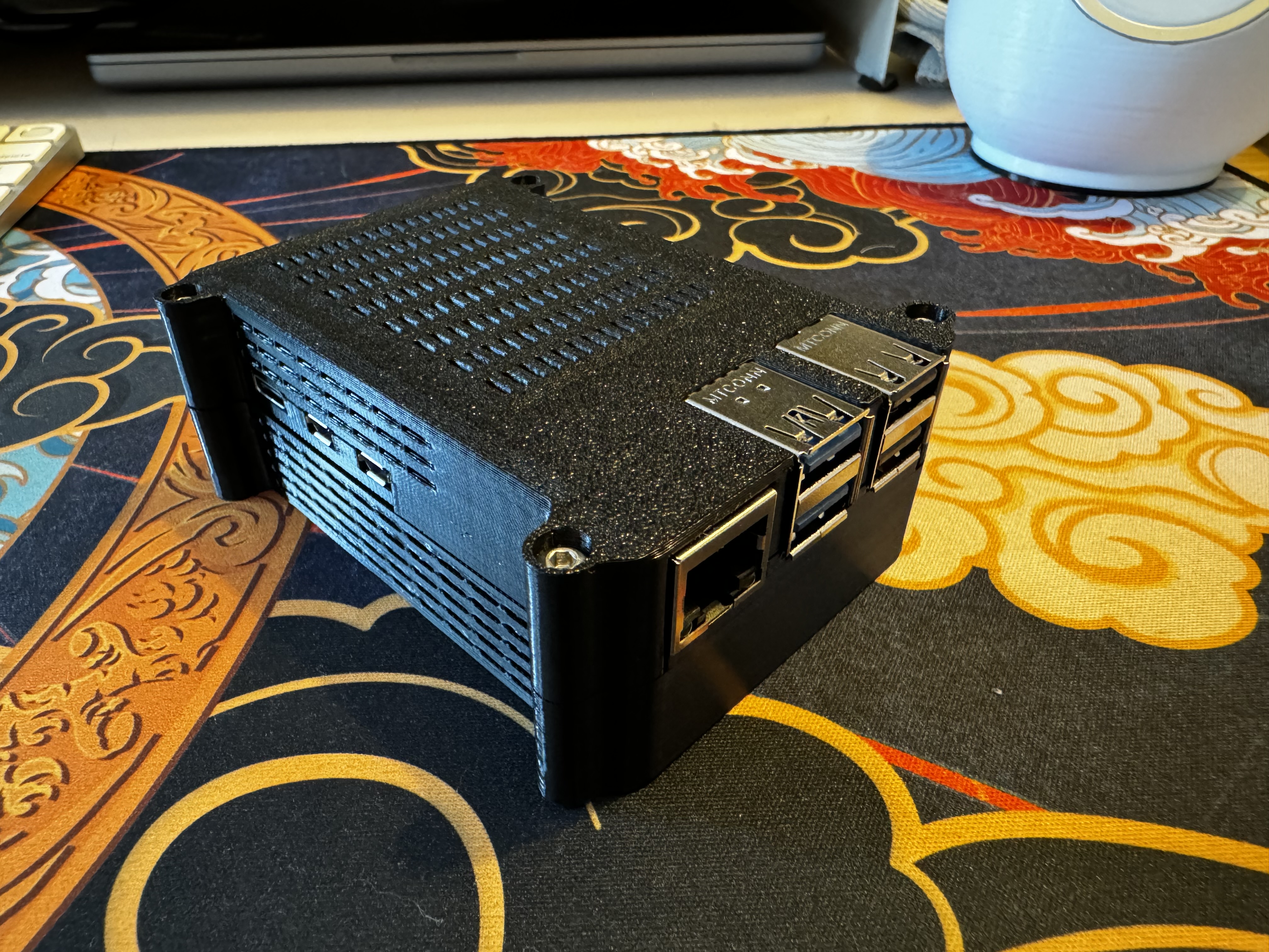 Case for Raspberry Pi 5 with Pineberry Pi HatDrive! Bottom