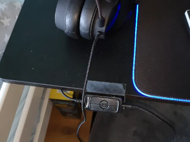 HyperX Tischhalterung