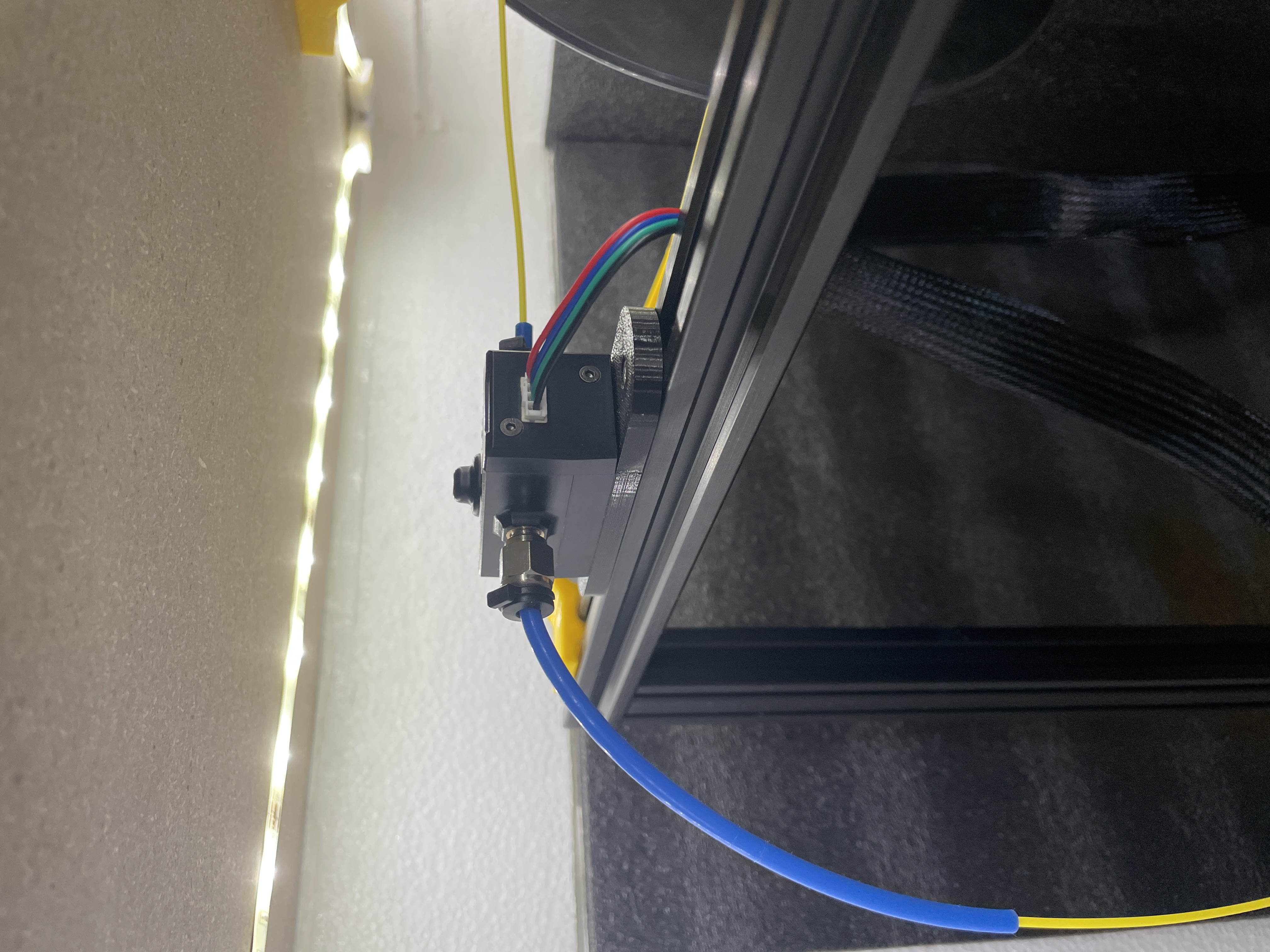 A simple holder for BTT SFS v.2 filament sensor SFS v.2
