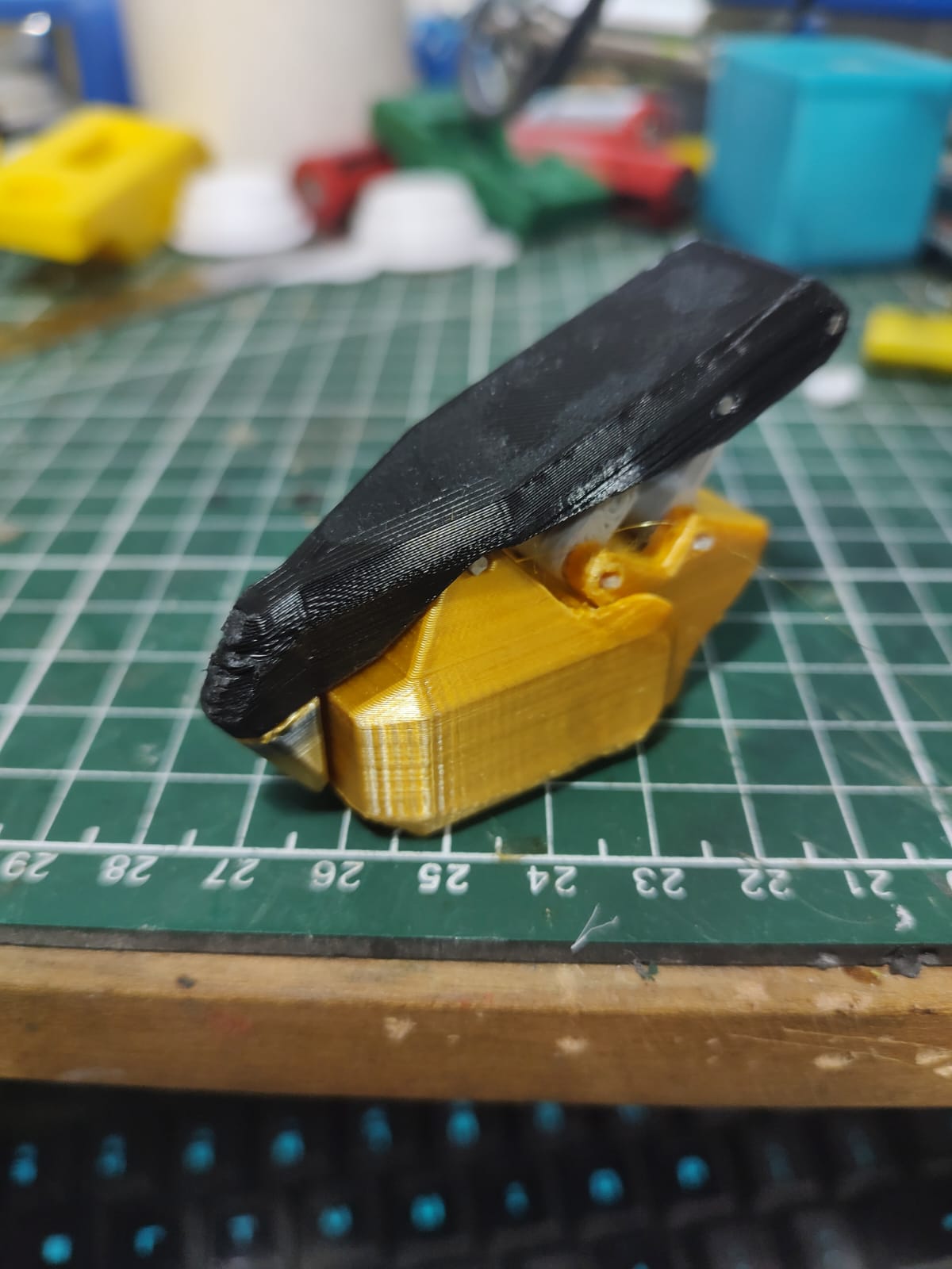 Miniatura 2 do modelo 3D Retractable Claw