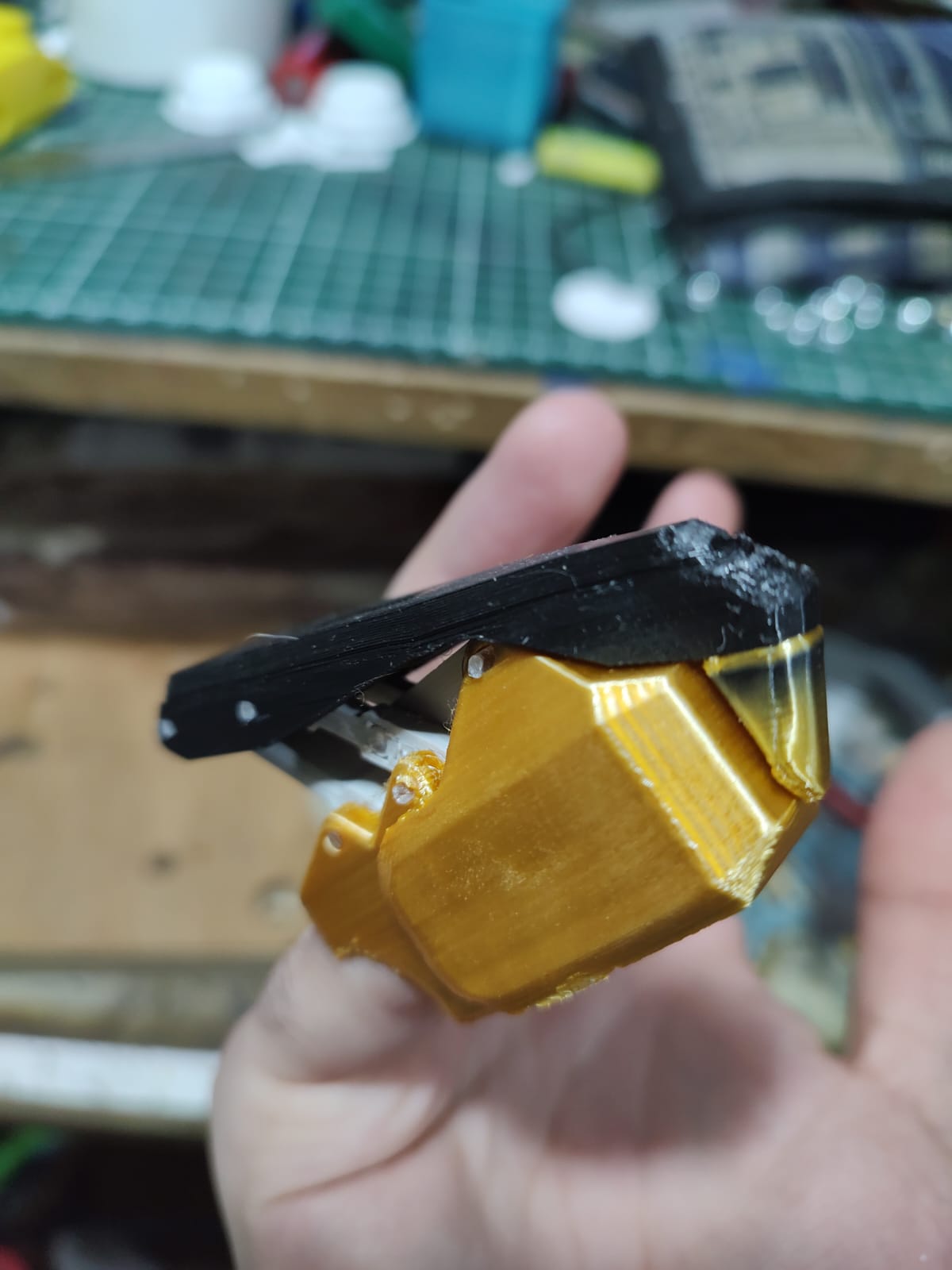 Miniatura 4 do modelo 3D Retractable Claw