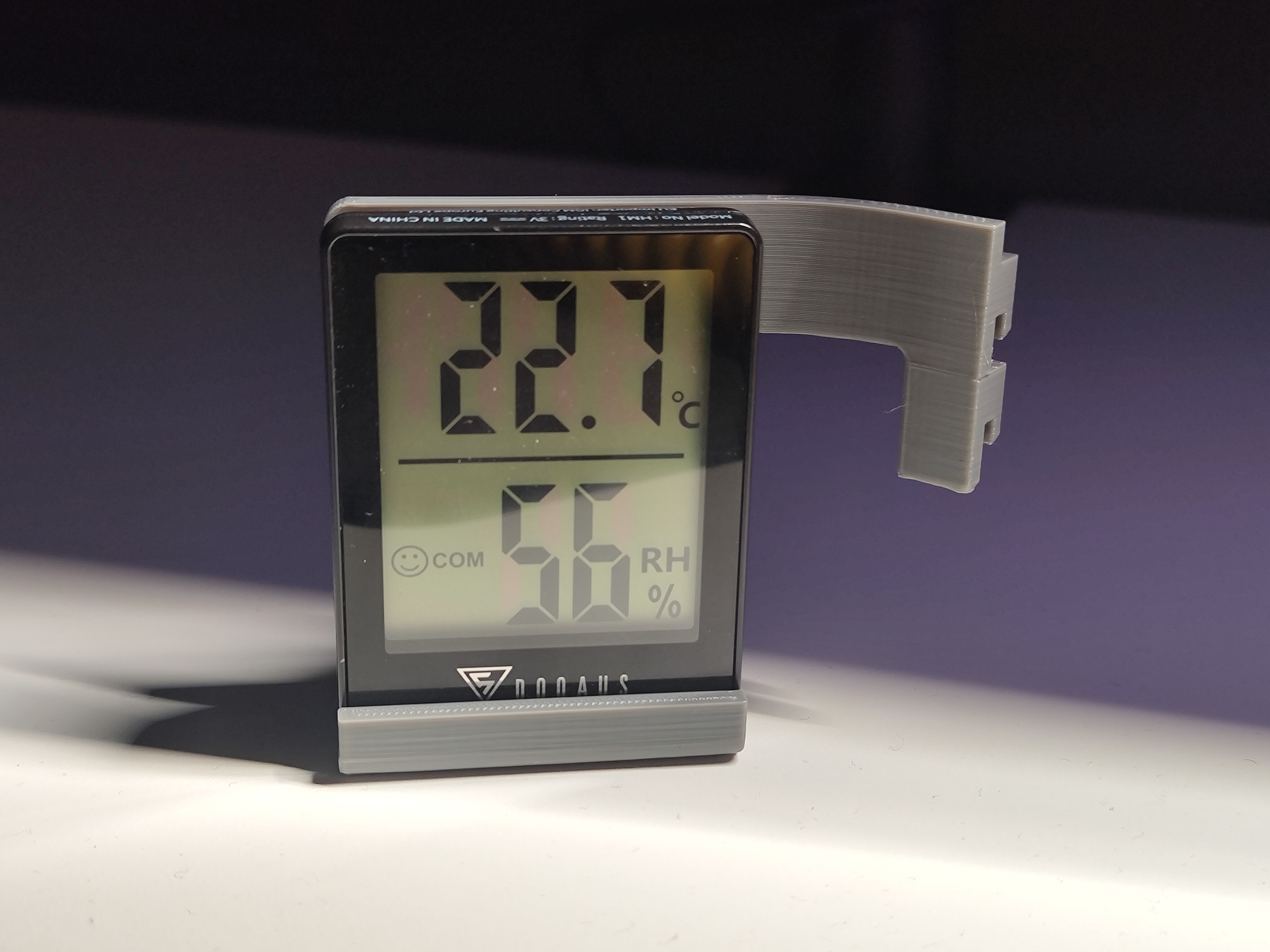 Miniatura 8 do modelo 3D Hygrometer/Thermometer Mount Server Rack