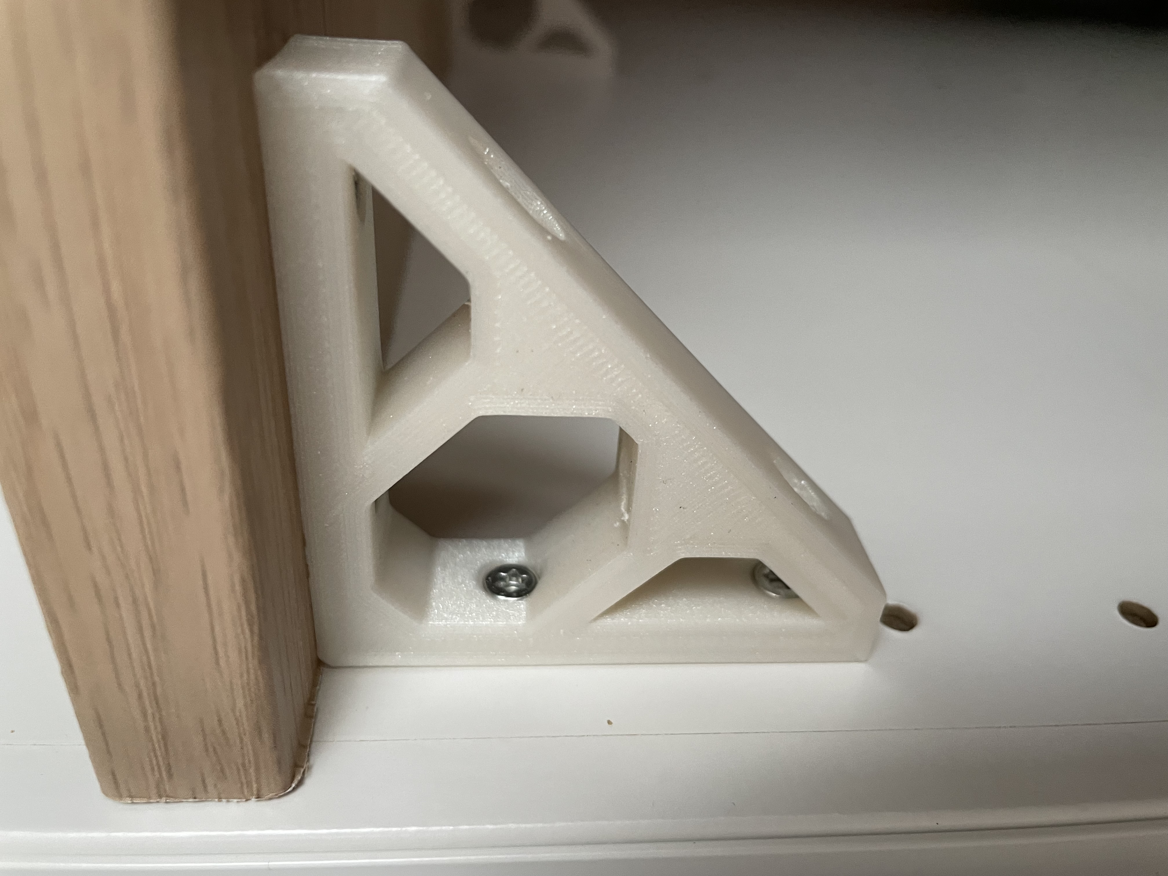 IKEA PAX Shelf Support (Screwing)
