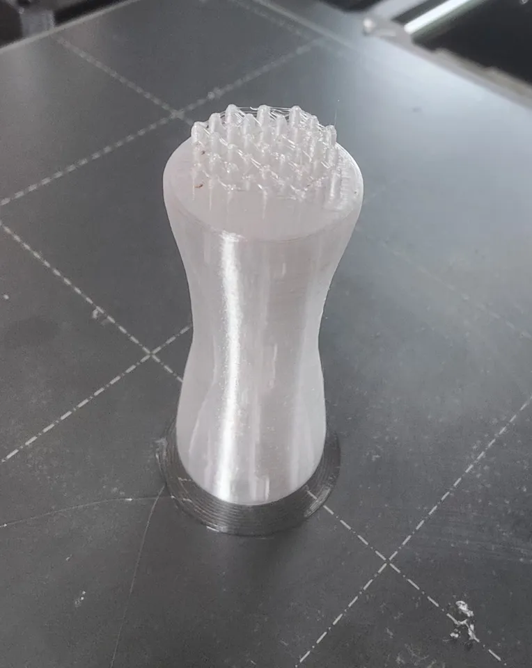 Free STL file Garlic Press Cleaner (Pampered Chef model K11) 🧄・3D print  model to download・Cults