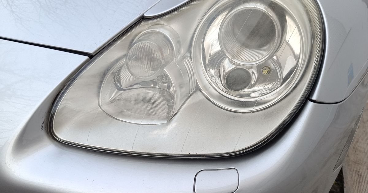 Porsche Cayenne Headlight disassembler by Alberto A. Download free