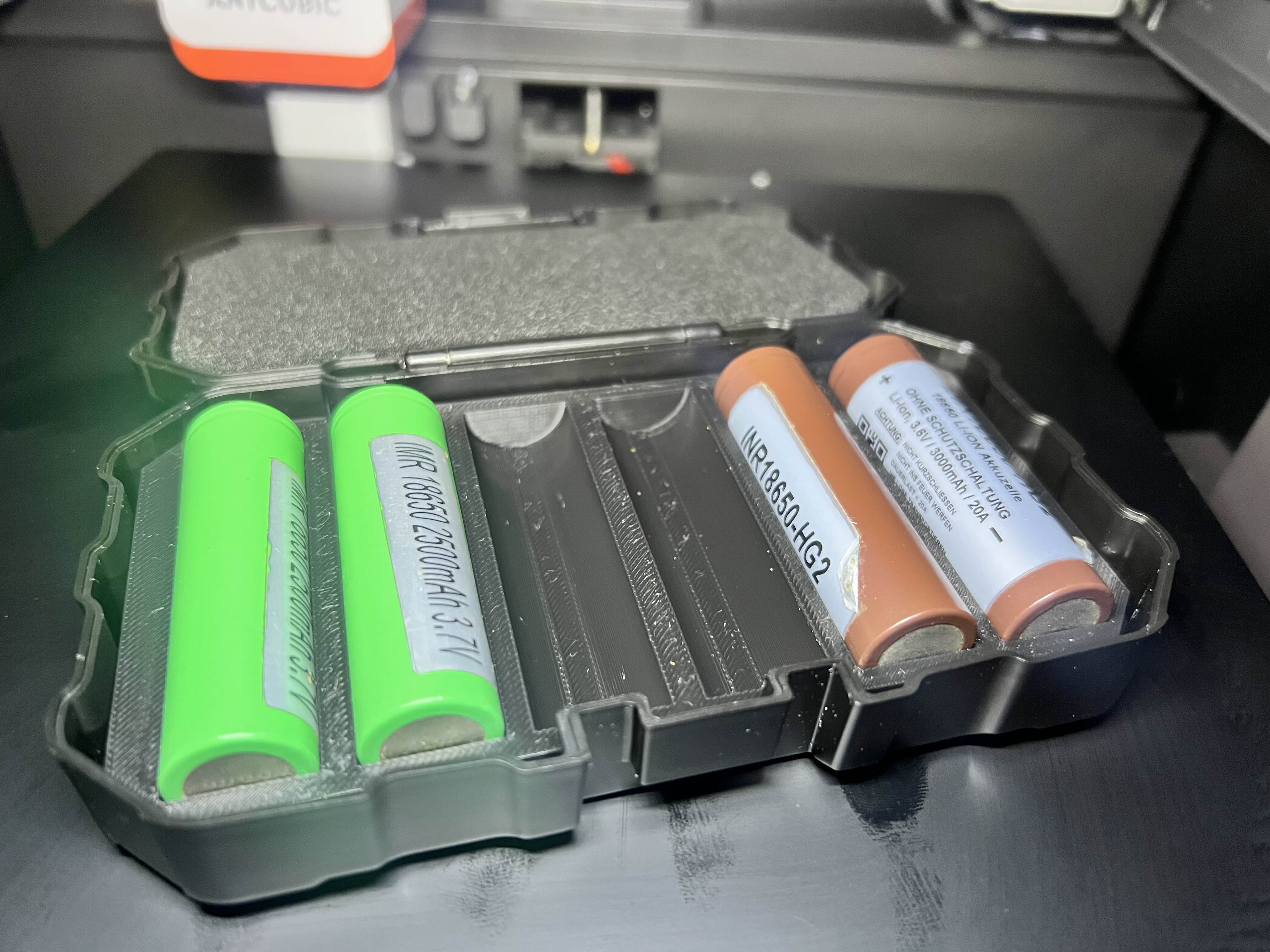 18650 insert for Caliburn Tenet Box