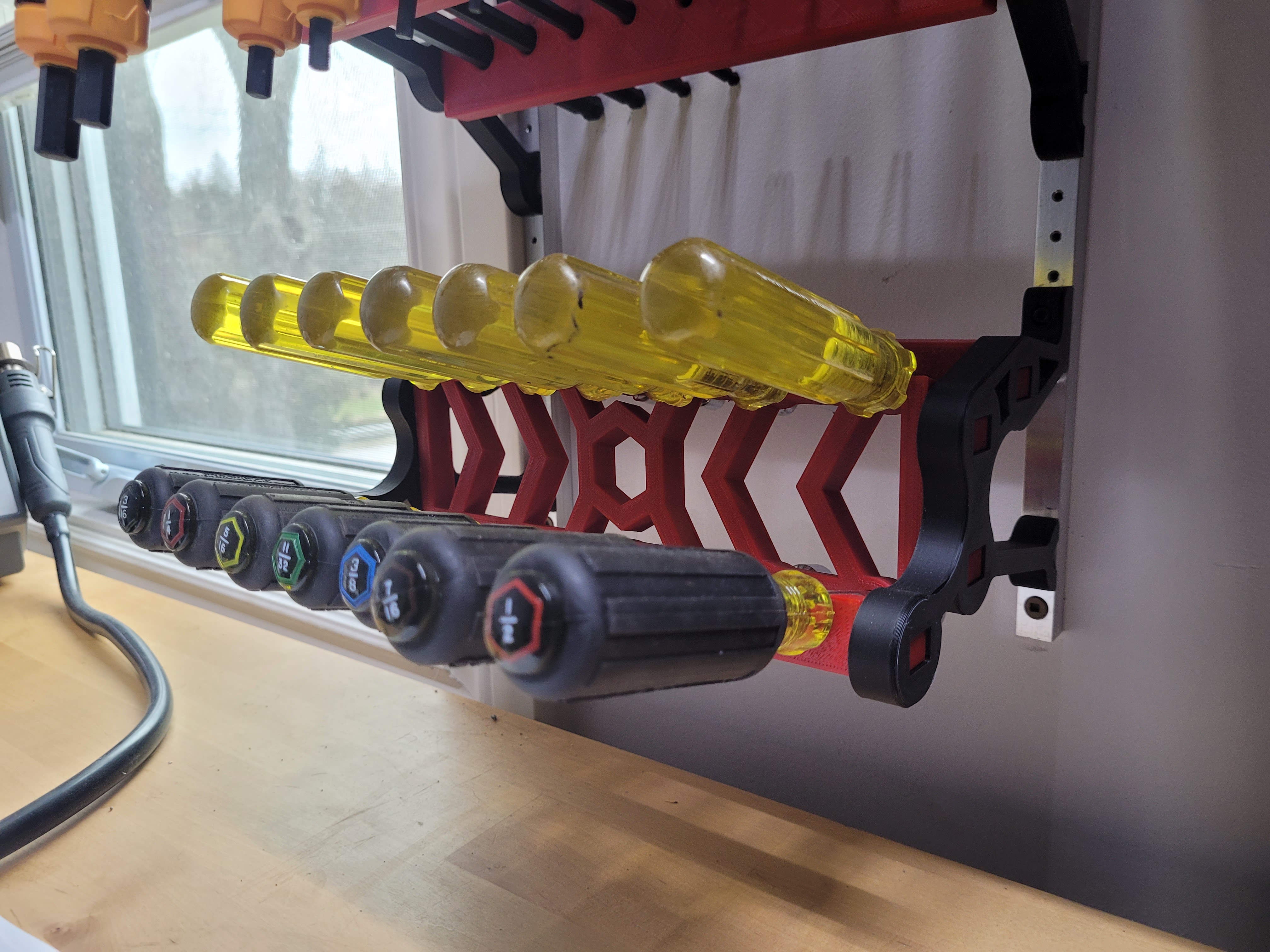 Miniatura 3 do modelo 3D Nut Driver Rack - Wall Mount