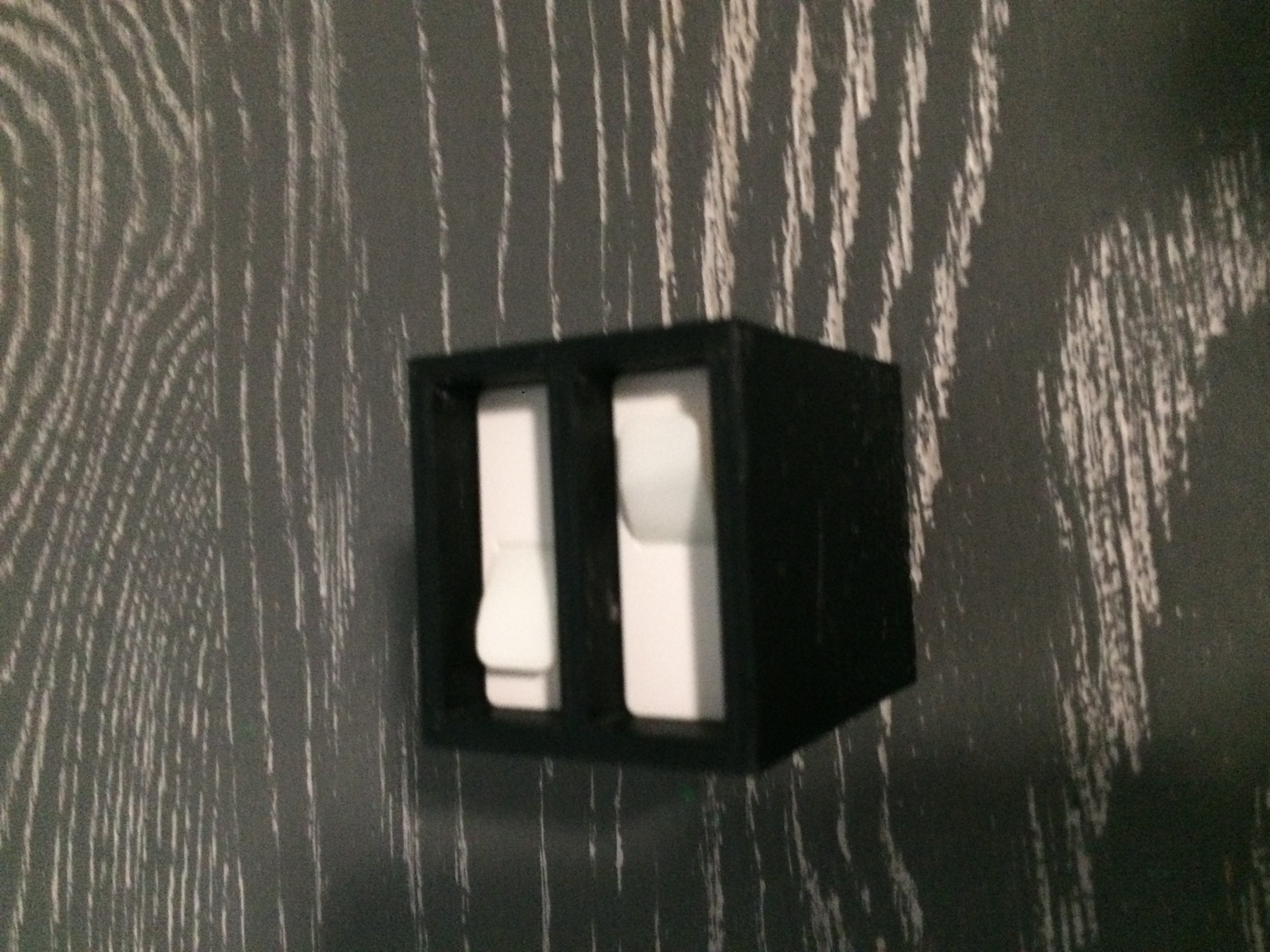go pro battery case-holder