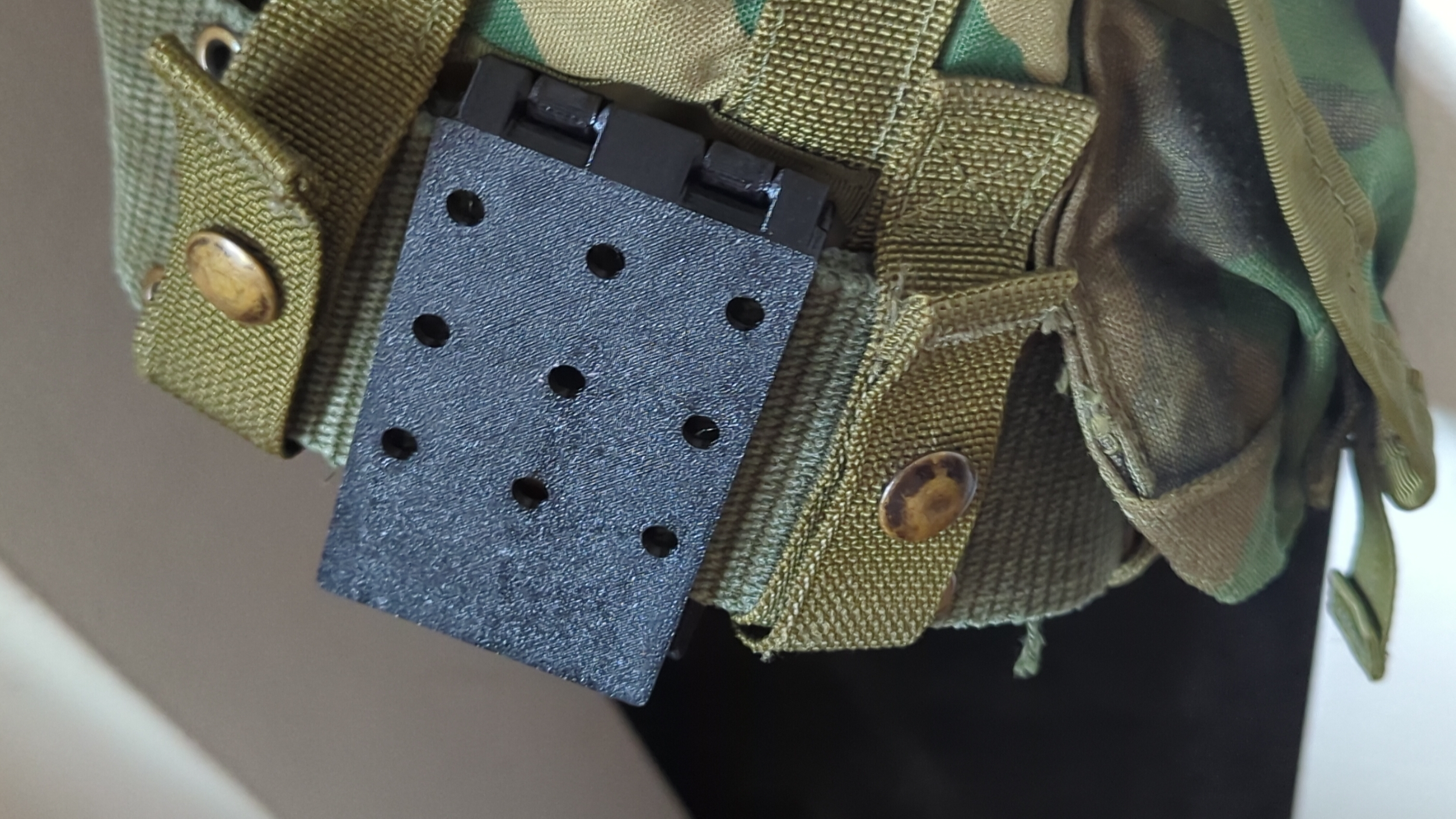 HEK-LOK Universal Print-in-Place Clamping Belt Attachment System (Looser Tolerances) — miniatura 3