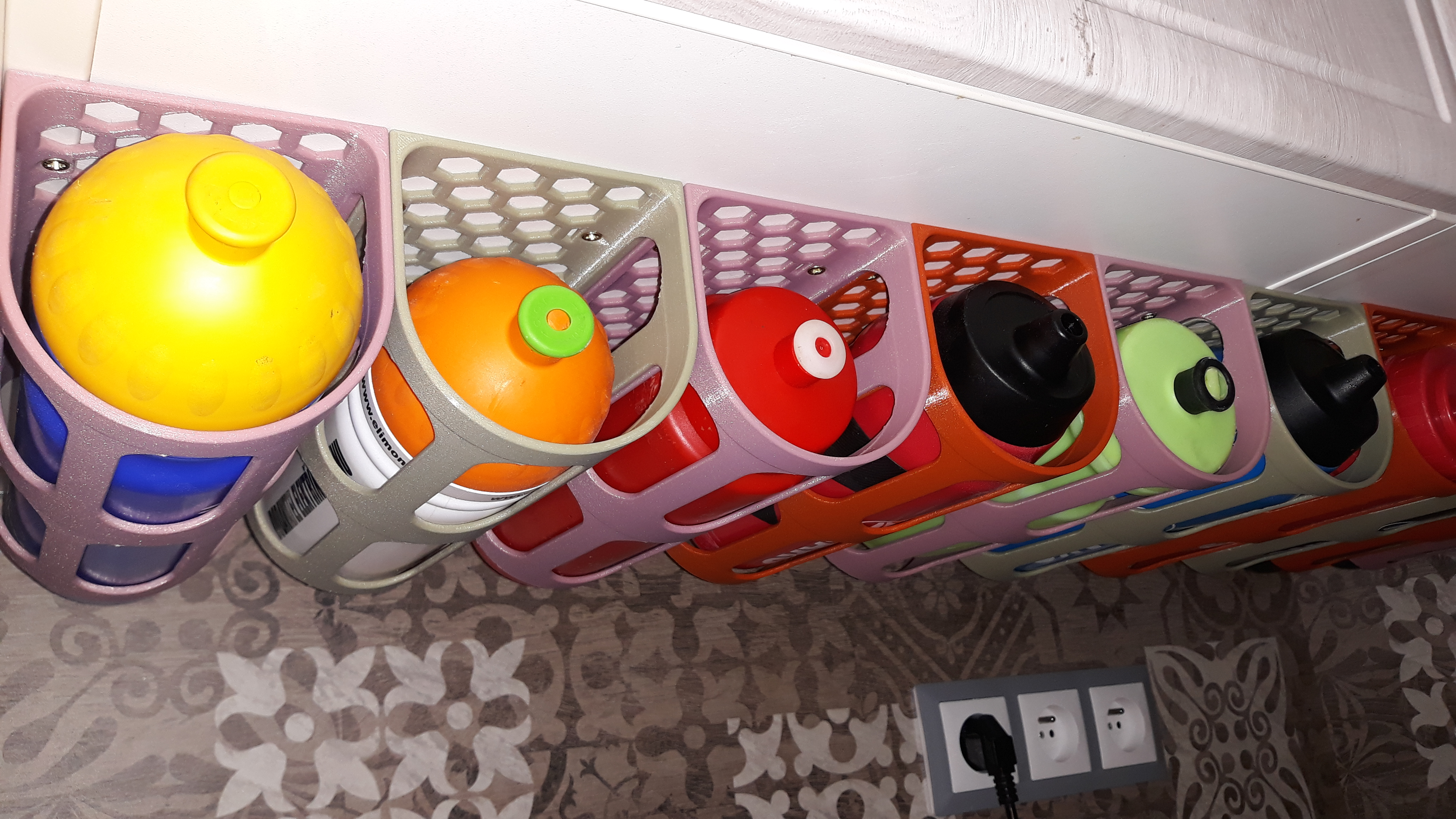 Under Desk holder for bottle