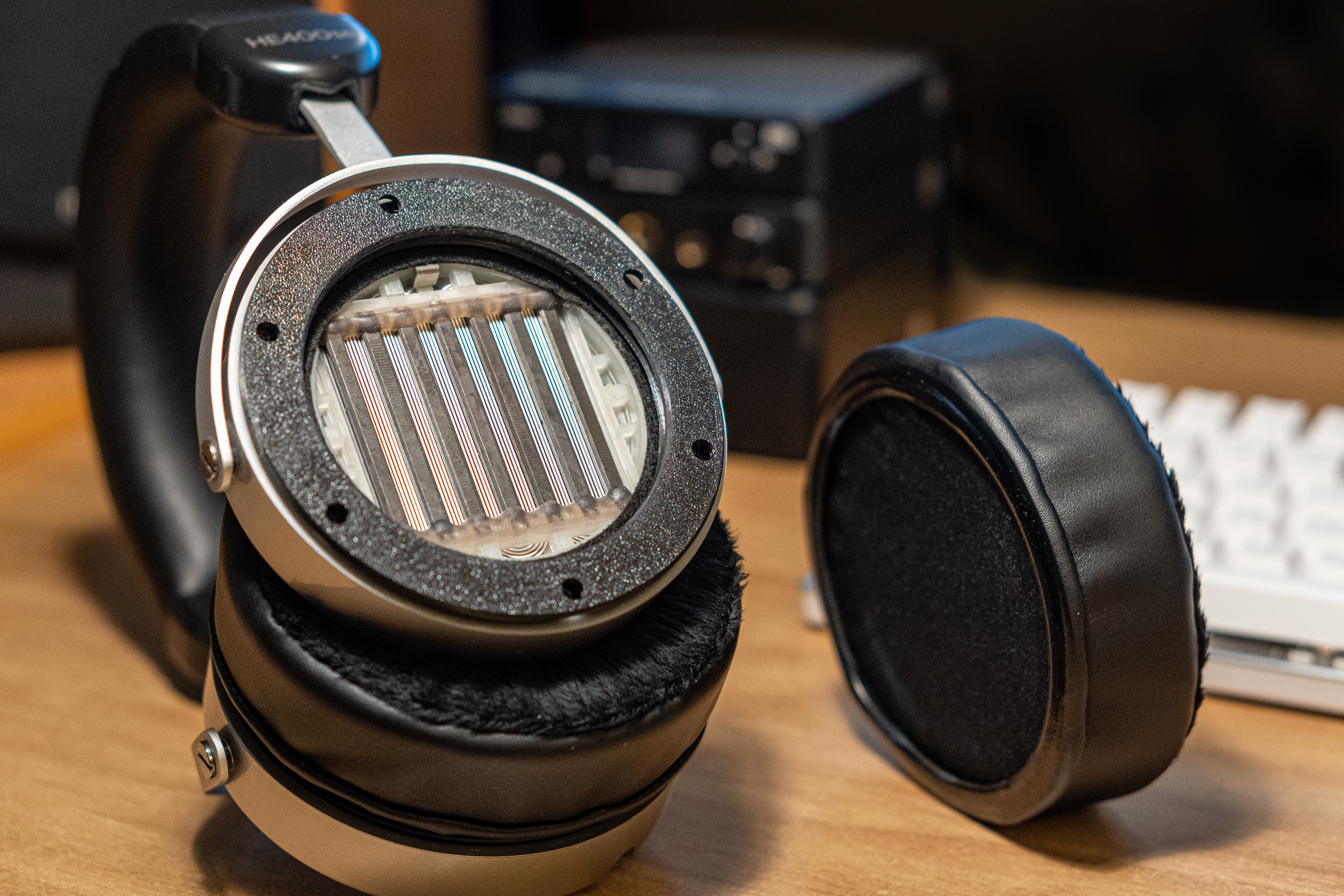 Hifiman HE4xx earpad conversion kit for regular earpads (parametric model)