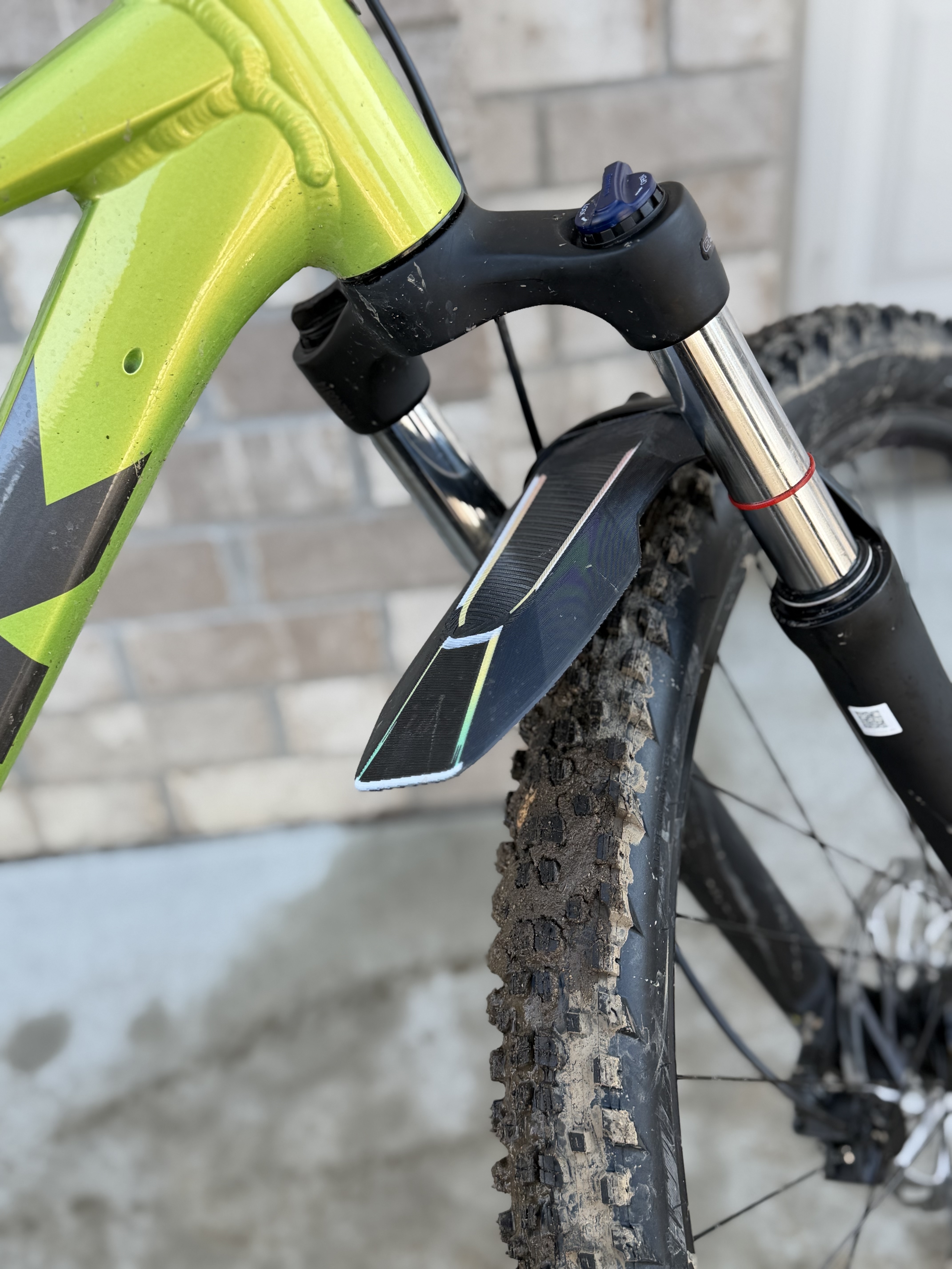 SR SUNTOUR mud gaurd