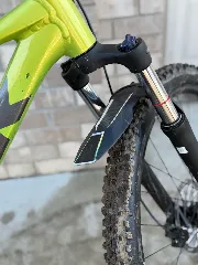 SR SUNTOUR mud gaurd