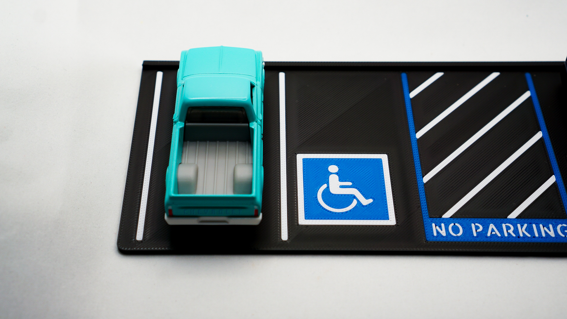 Accessible Parking Lot - 1:64 Scale Diorama — thumbnail 9