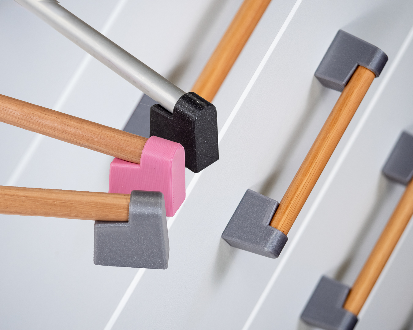 EASY CABINET HANDLES