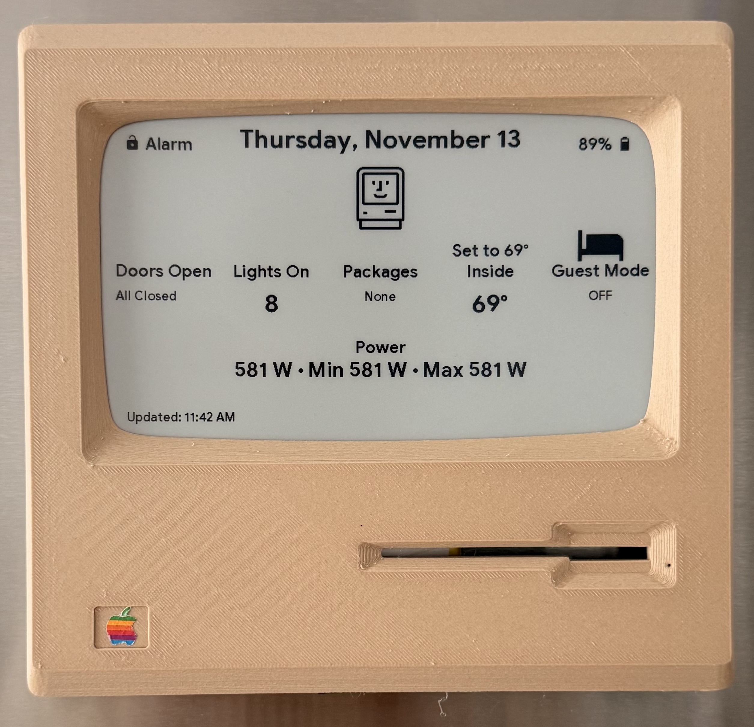 Mac Classic case for TRMNL DIY