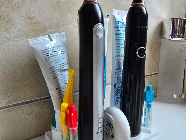 All-in-One Dental Station: SEYSOO, Toothpaste, Floss & Interdental Brushes