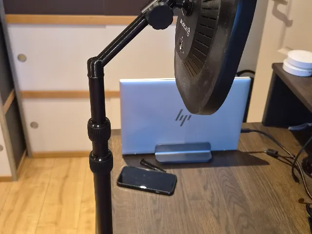 Elgato Key Light Air universal camera stand adapter