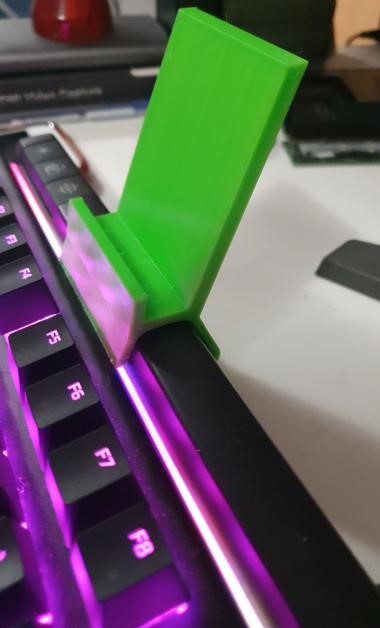 Clip-On Phone Holder for HyperX Alloy Elite RGB Keyboard