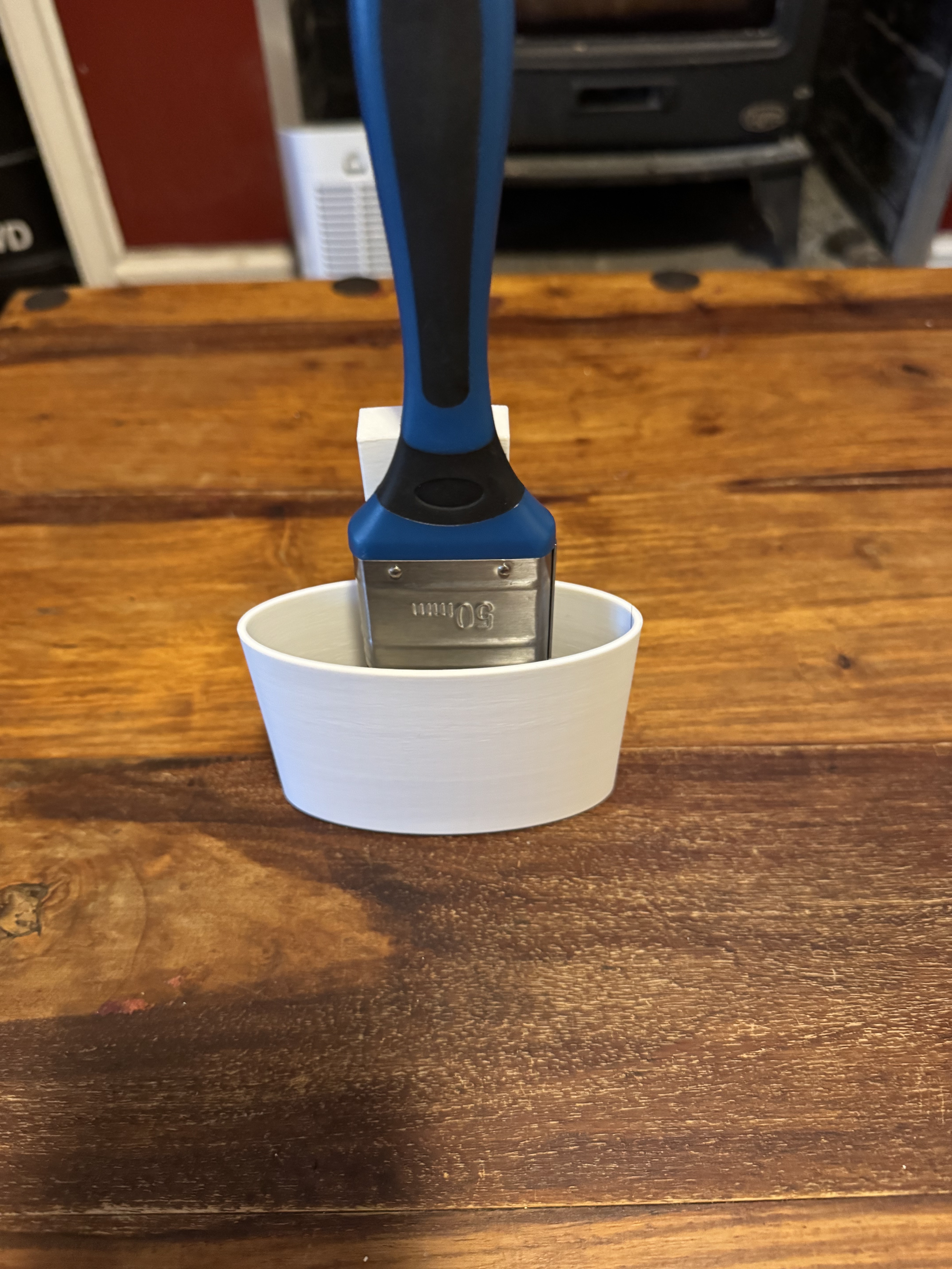 small touch up paint tub