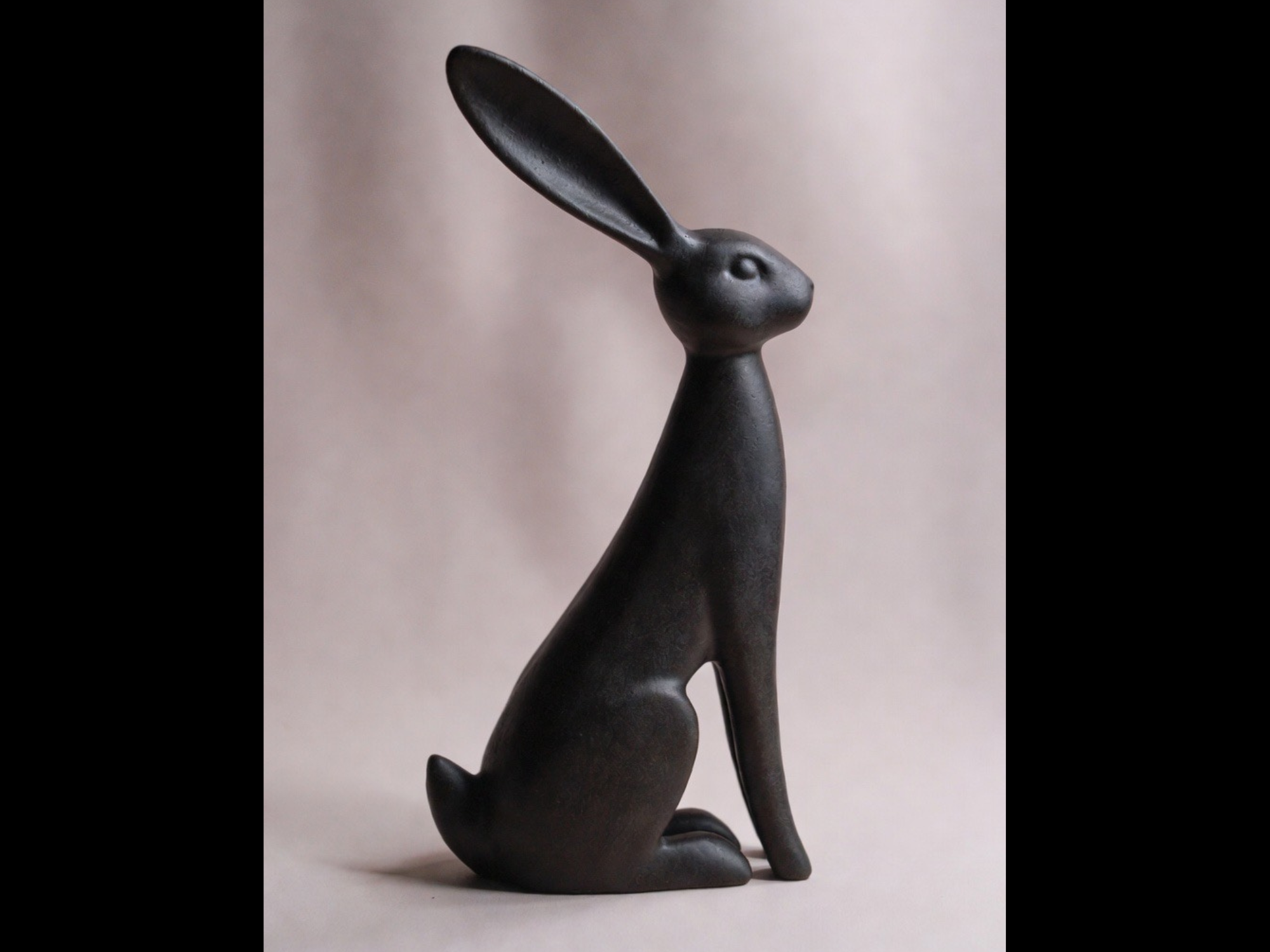 Minimal Rabbit Sculpture