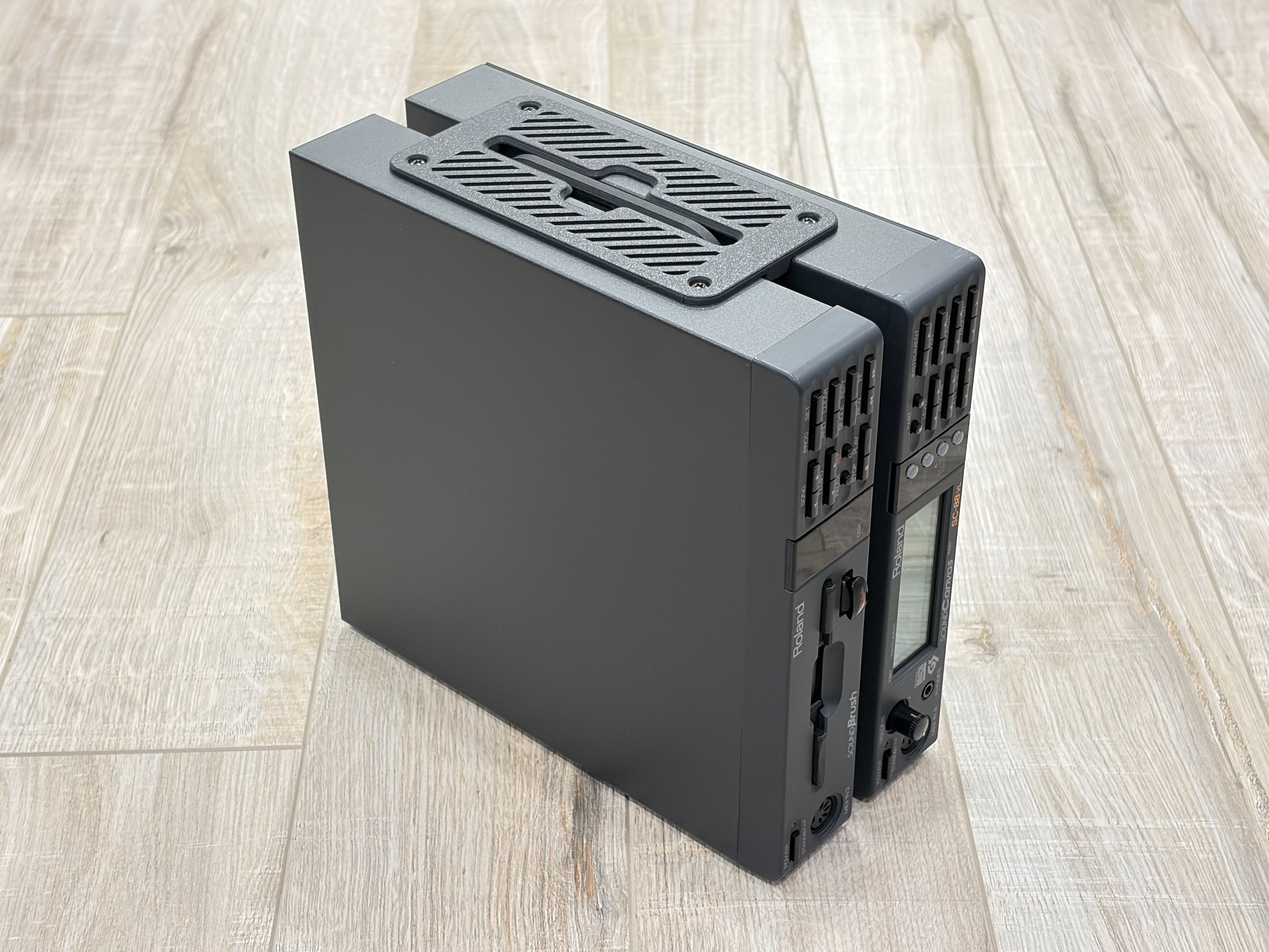 Carrying Assembly for Roland MIDI Devices — miniatura 5