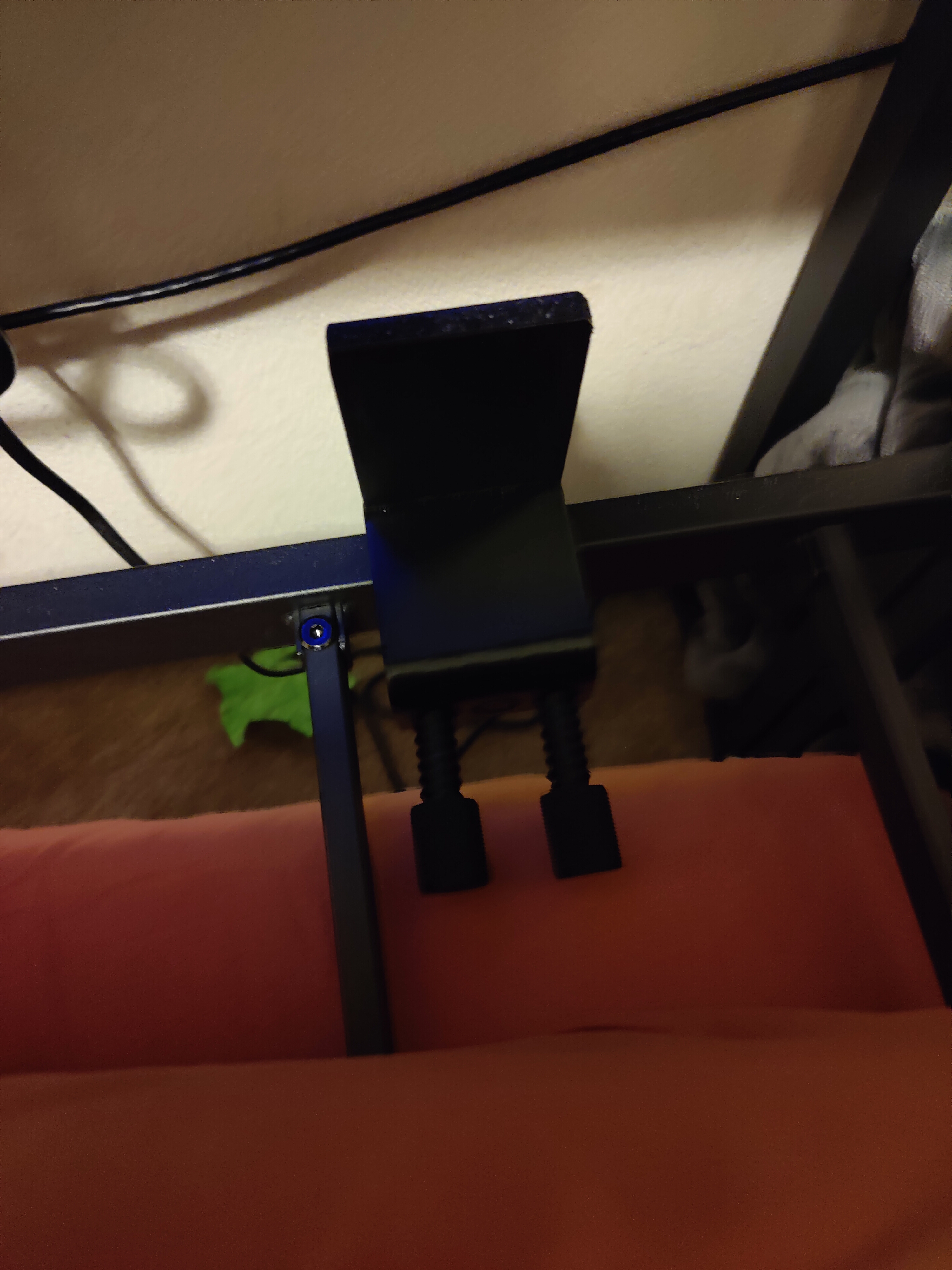 Bed Frame Mattress Clamp