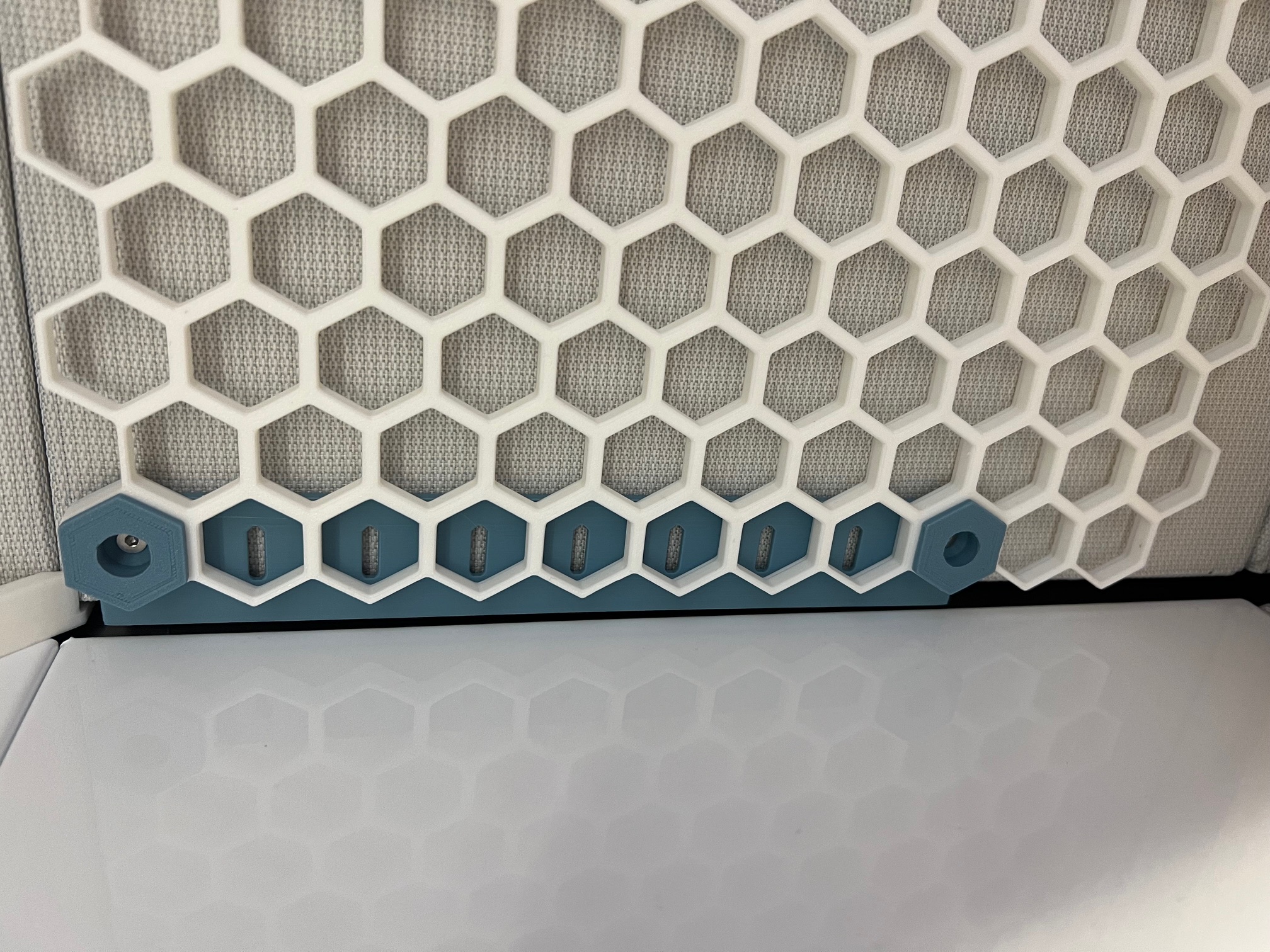 HSW Cubicle wall mounting bracket