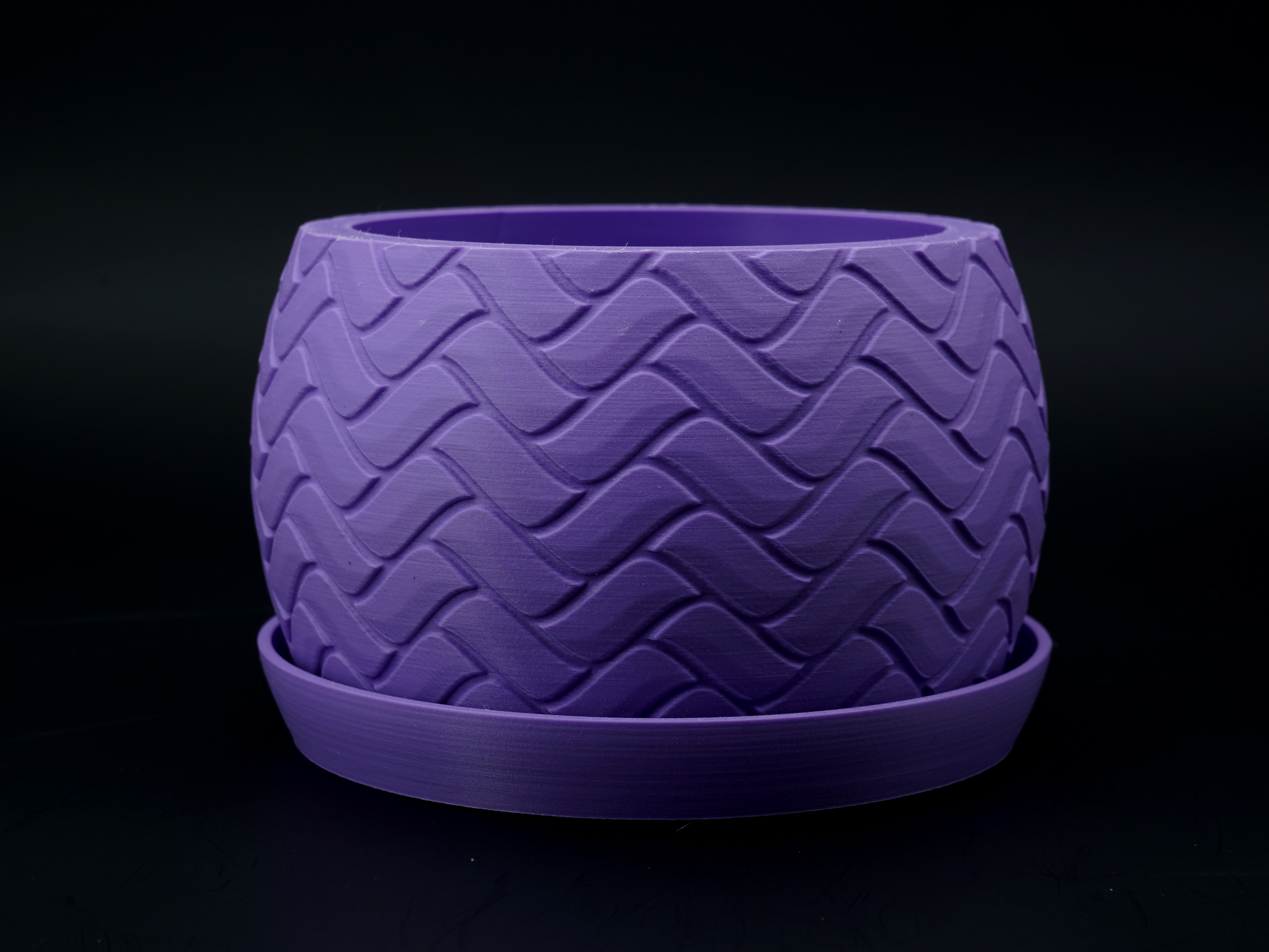 Modern Woven Planter - ZigZag Textured Pot with Drainage Tray