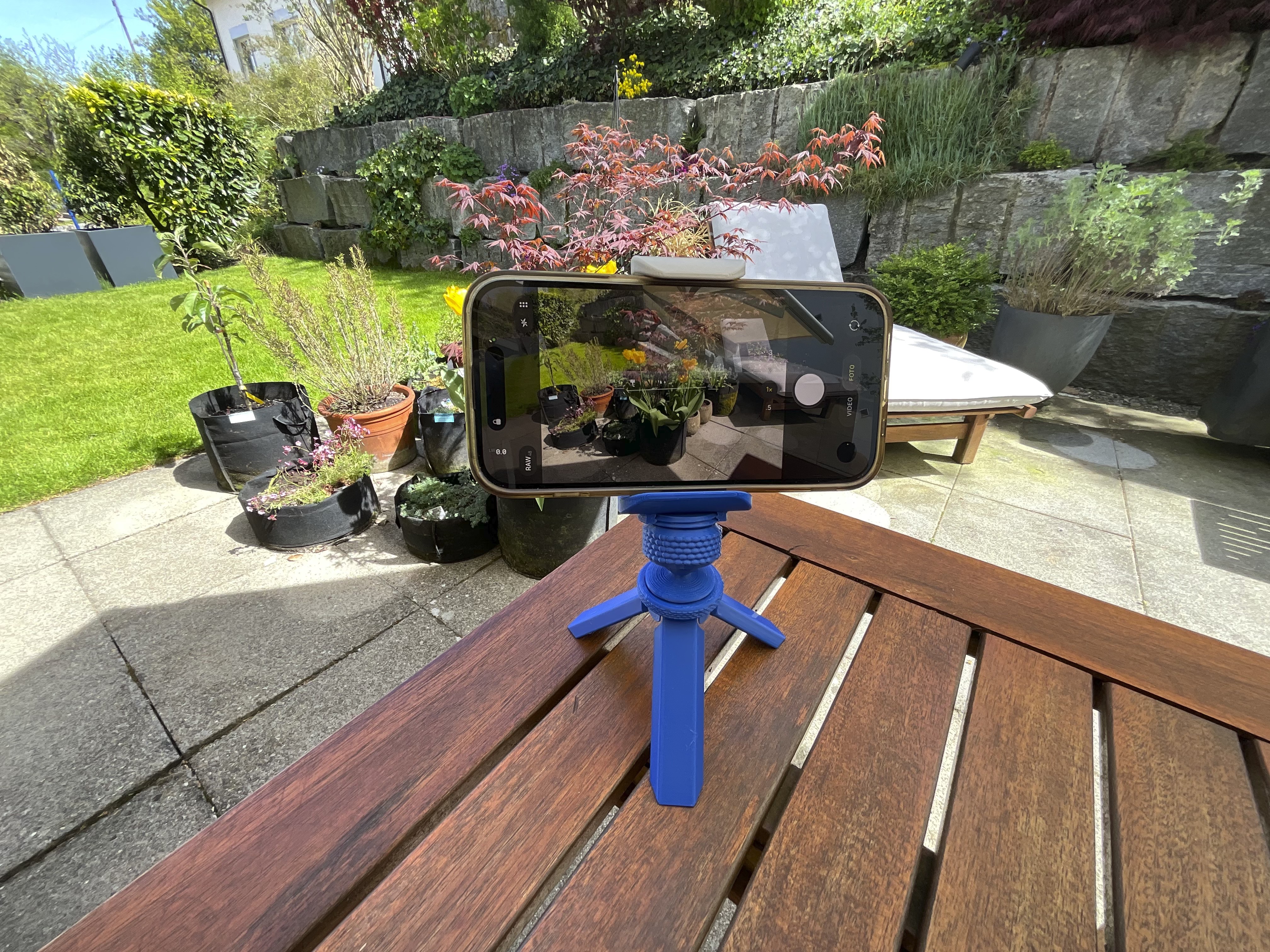 Remix of Phone holder base for tripod