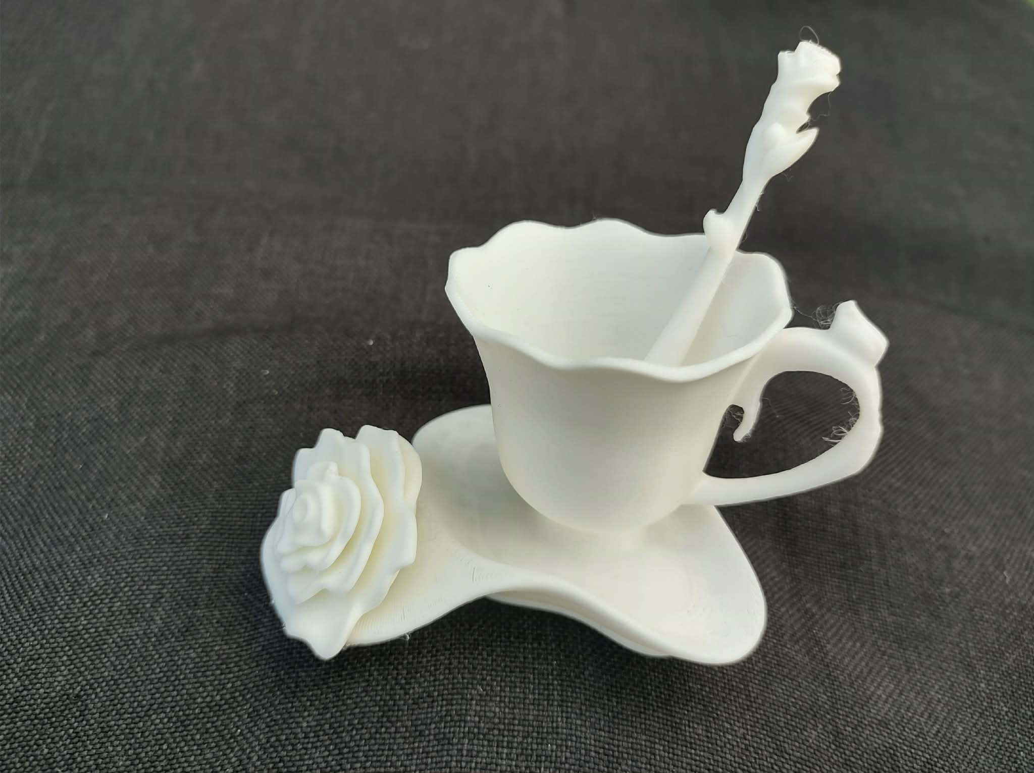 Lily Petal Teacup With Integrated Plate & Spoon Figurine (One Piece)