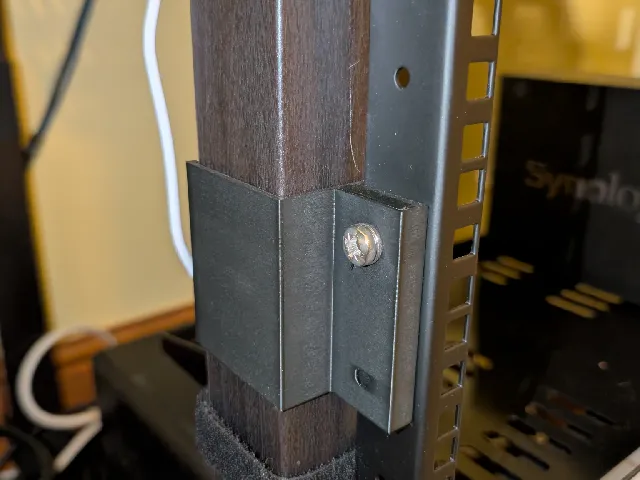 Lack Rack Pro 2U middle section for use with Penn Elcom 18U Rails