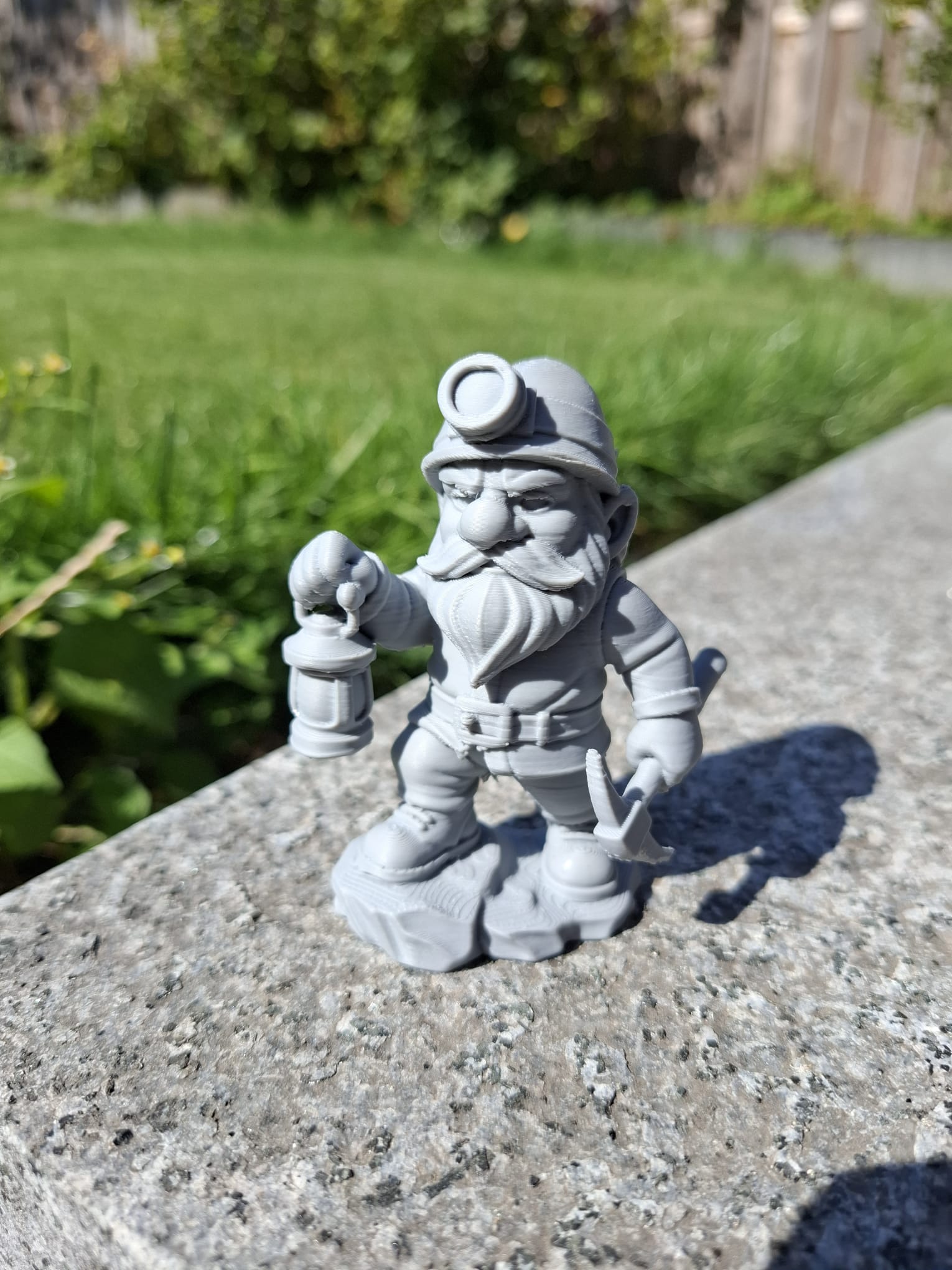 Miner Gnome – Lantern of the Deep