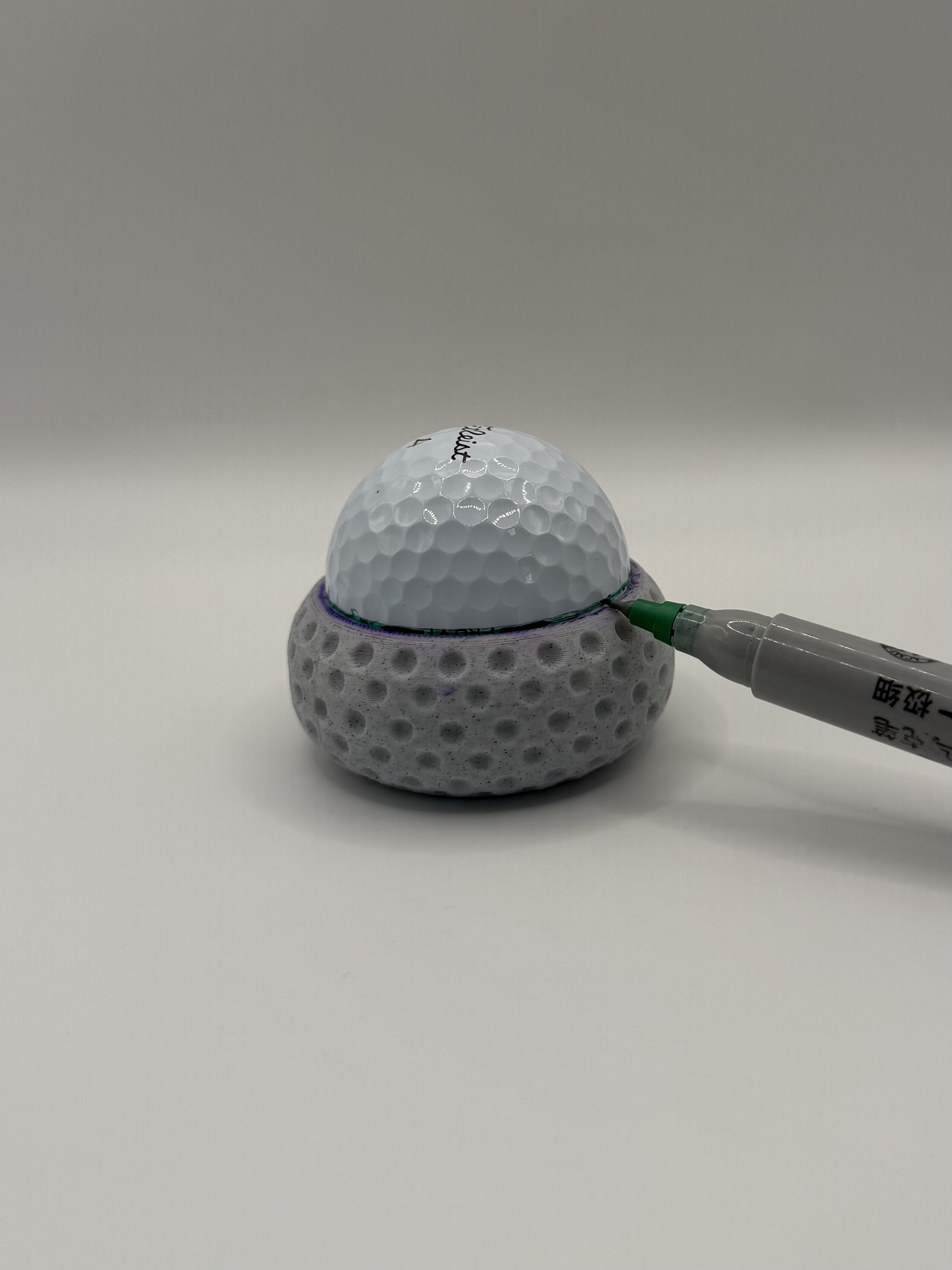 Dimple - The Golf Alignment Stencil