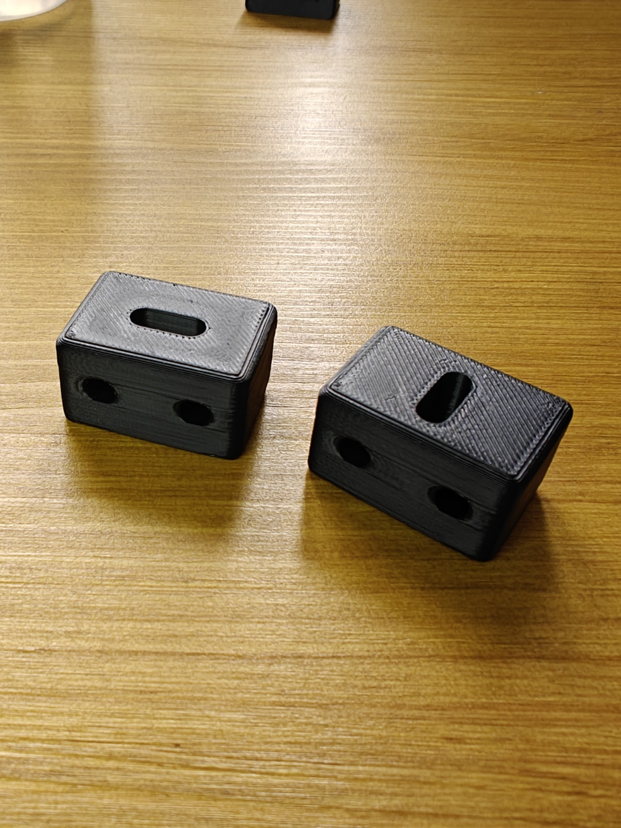 Miniatura 2 do modelo 3D Table Top Bracket